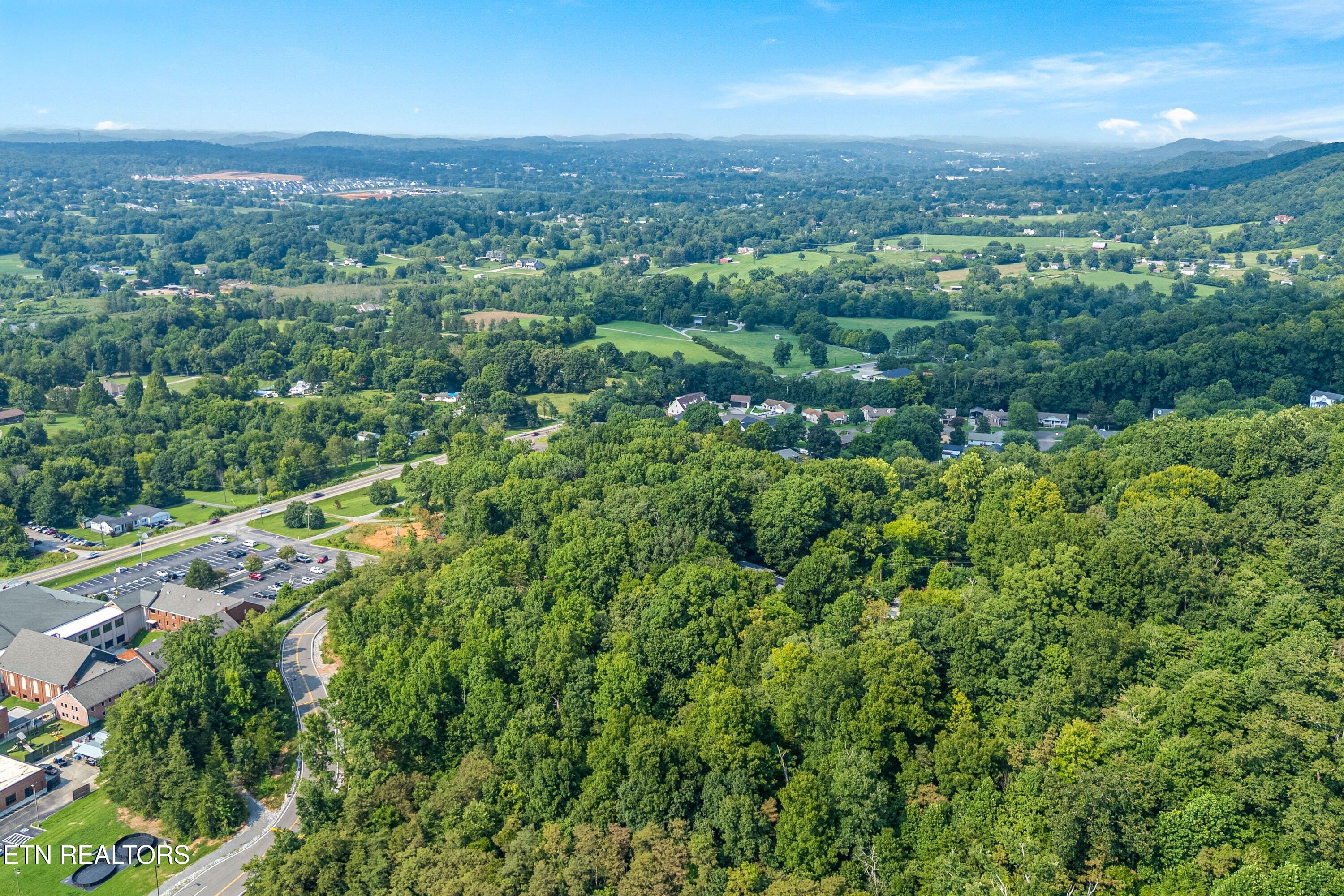 3606/3610 Tracy Way Knoxville TN 37931