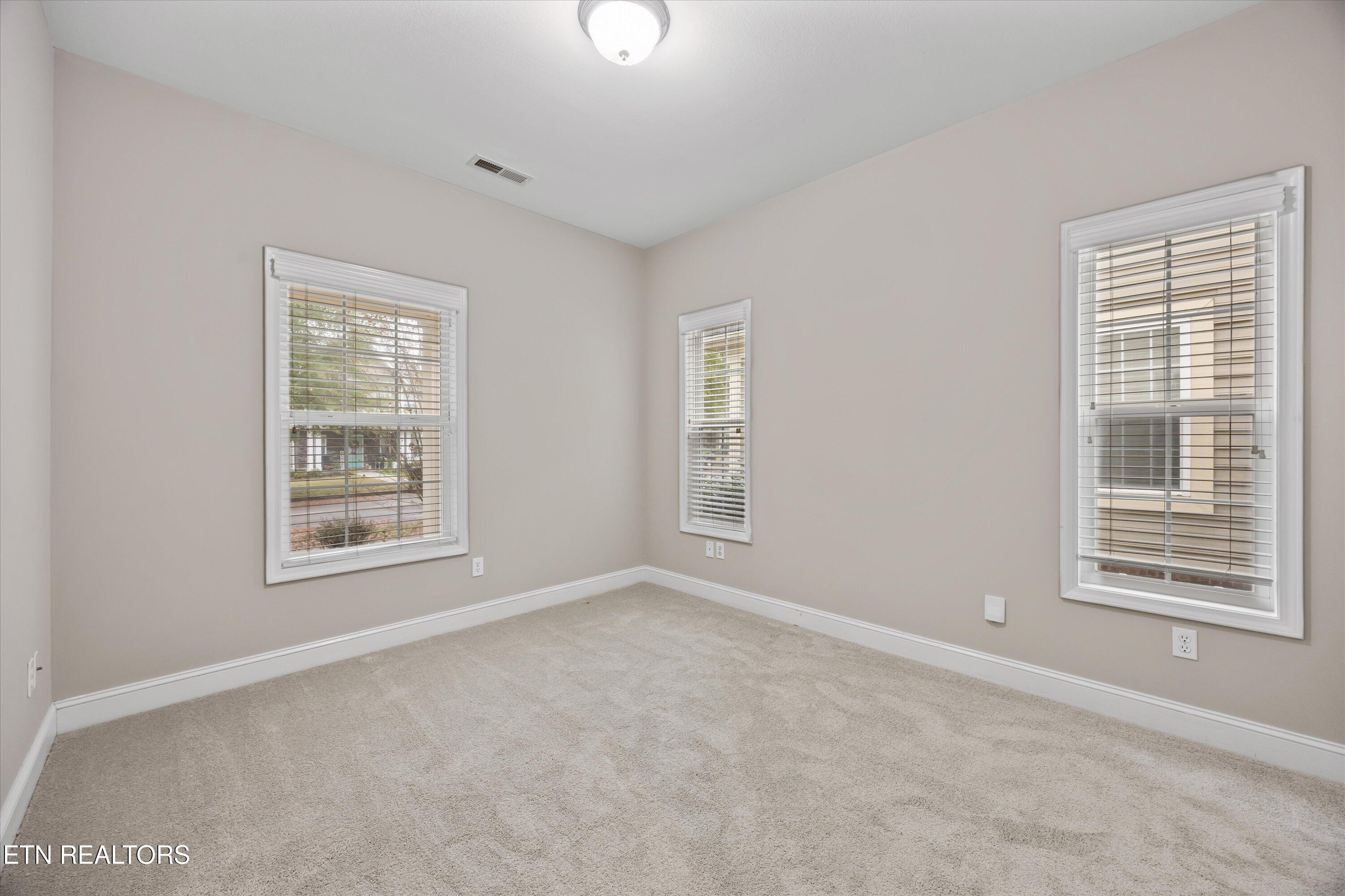 100 Forestberry Street Oak Ridge TN 37830