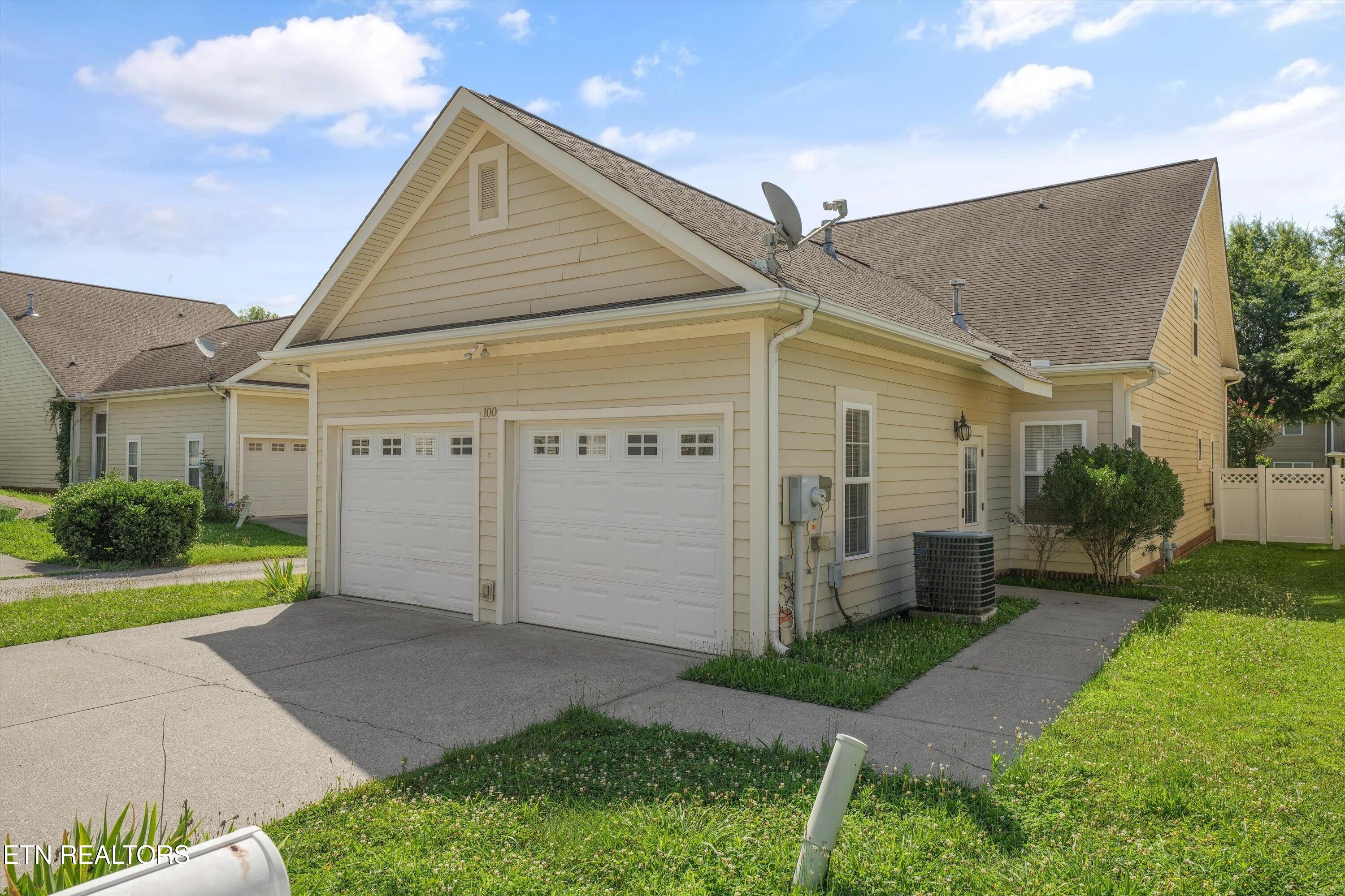 100 Forestberry Street Oak Ridge TN 37830