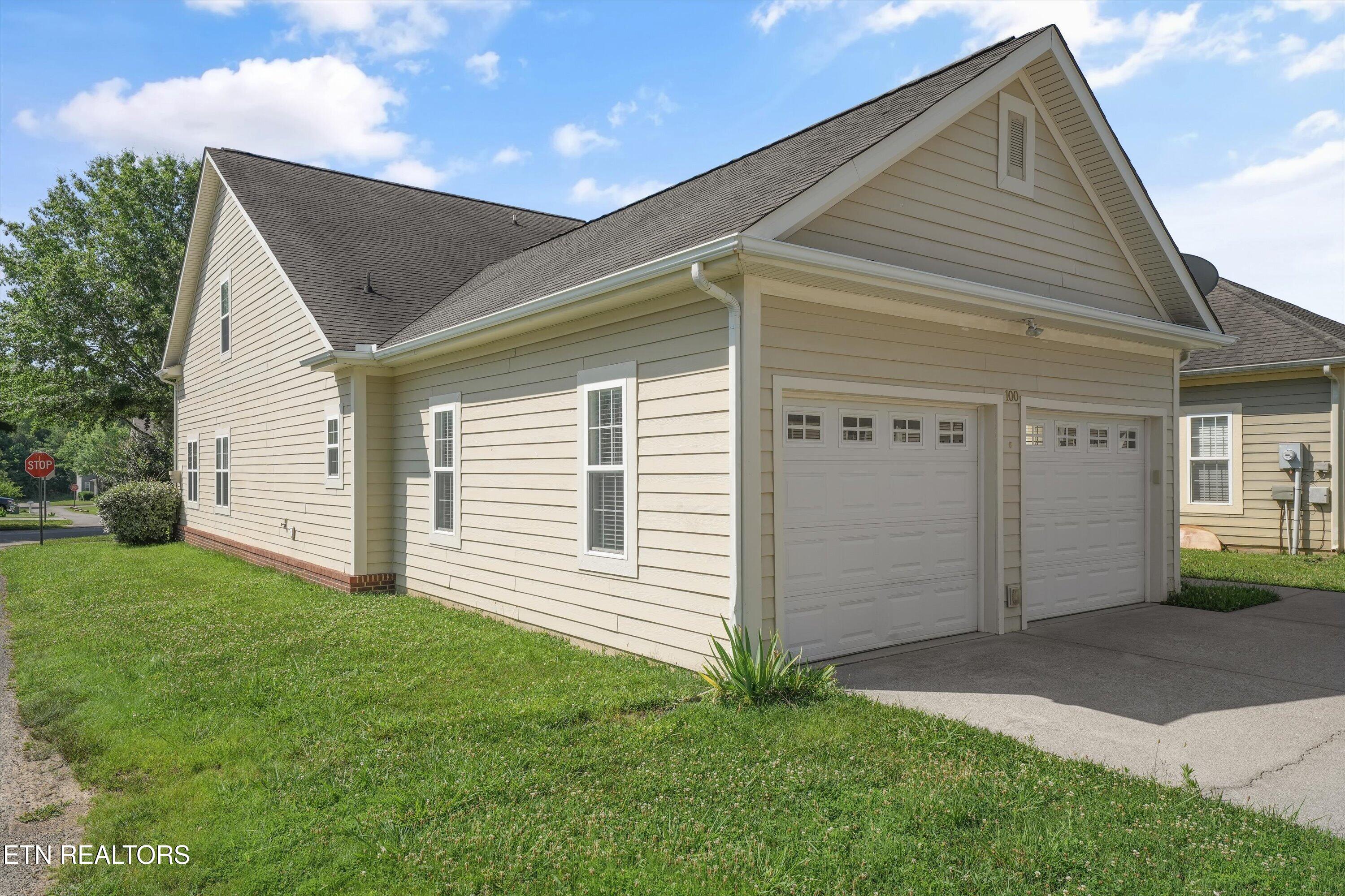 100 Forestberry Street Oak Ridge TN 37830