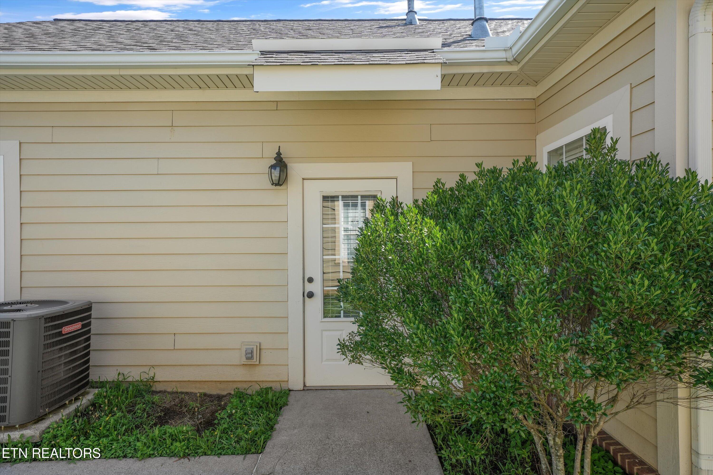 100 Forestberry Street Oak Ridge TN 37830