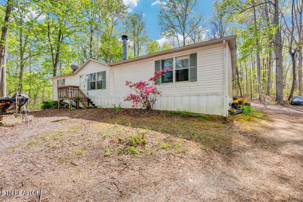 391 Manor Road Kingston TN 37763