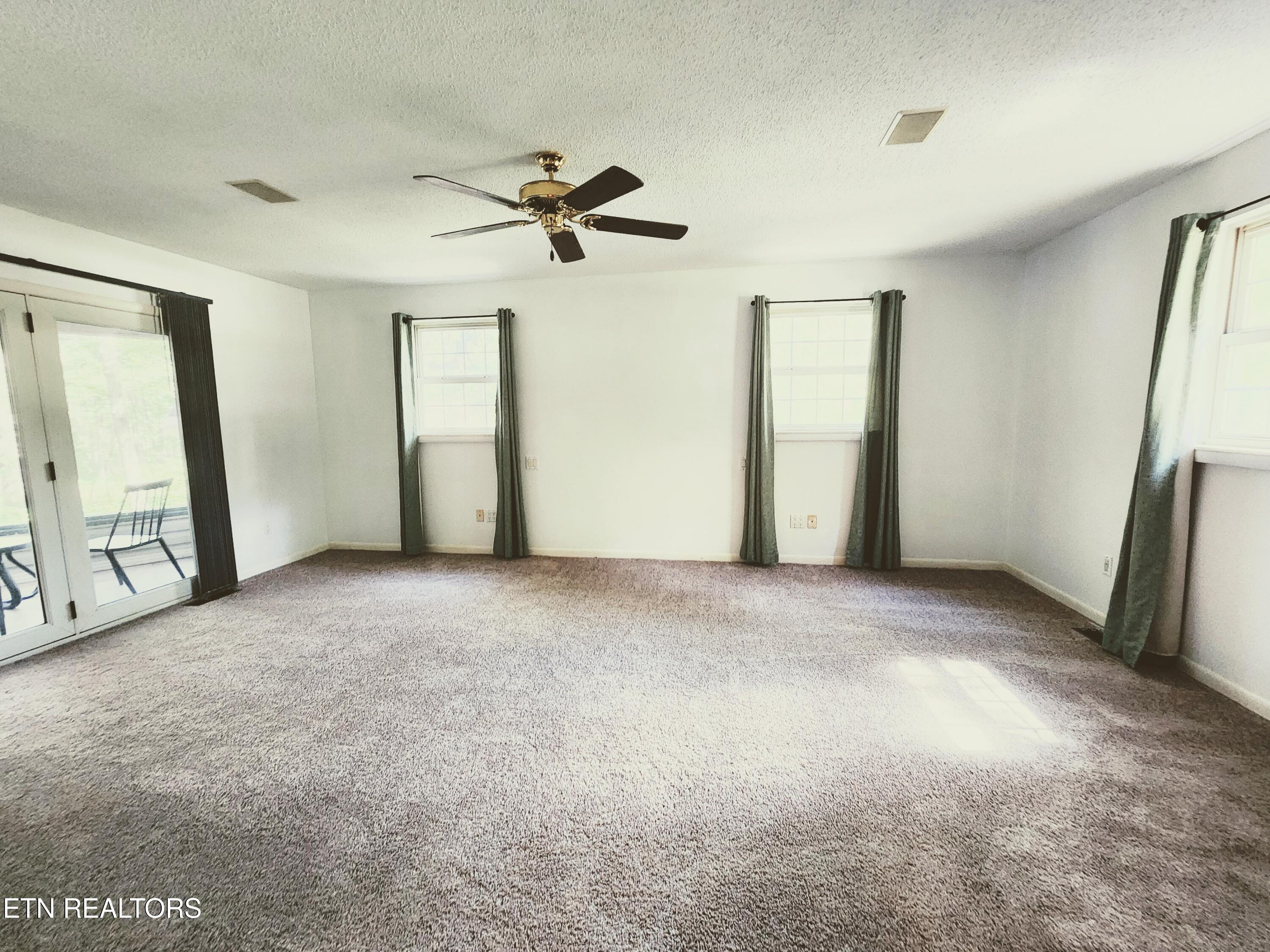 3094 Renegade Mountain Parkway Crab Orchard TN 37723