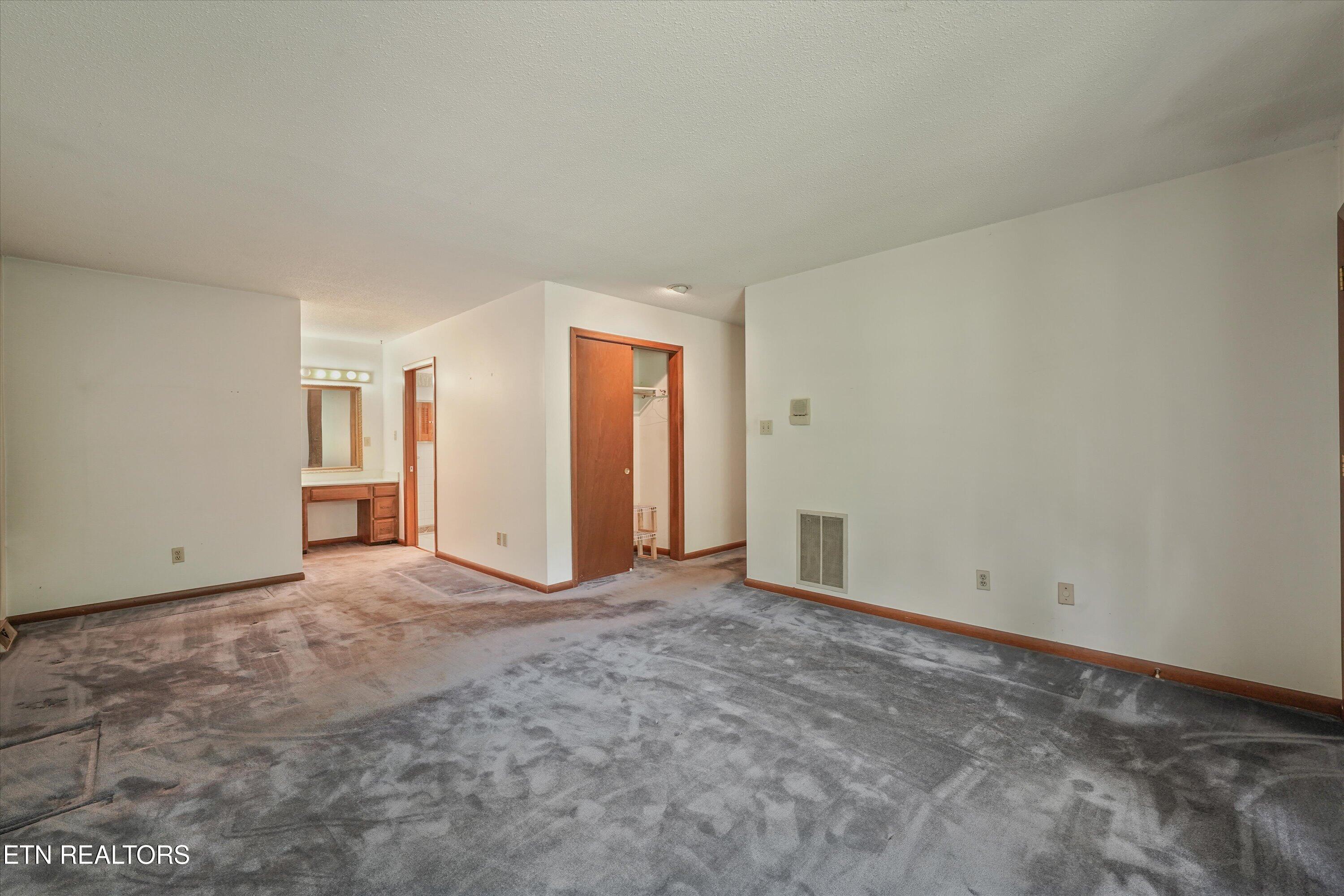 308 Trossachs Lane Knoxville TN 37922