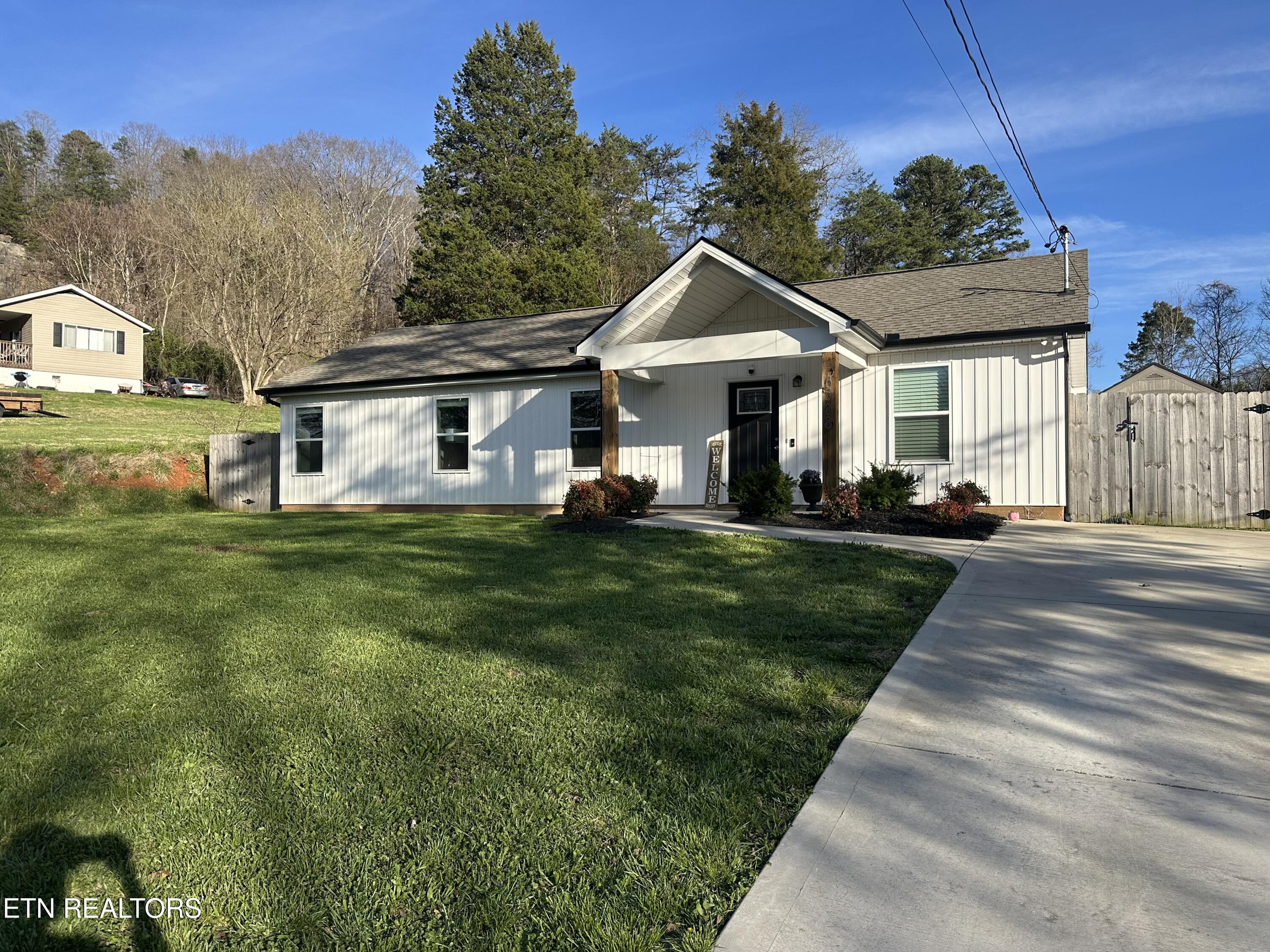 6508 NW Tecoy Quarry Lane Knoxville TN 37921