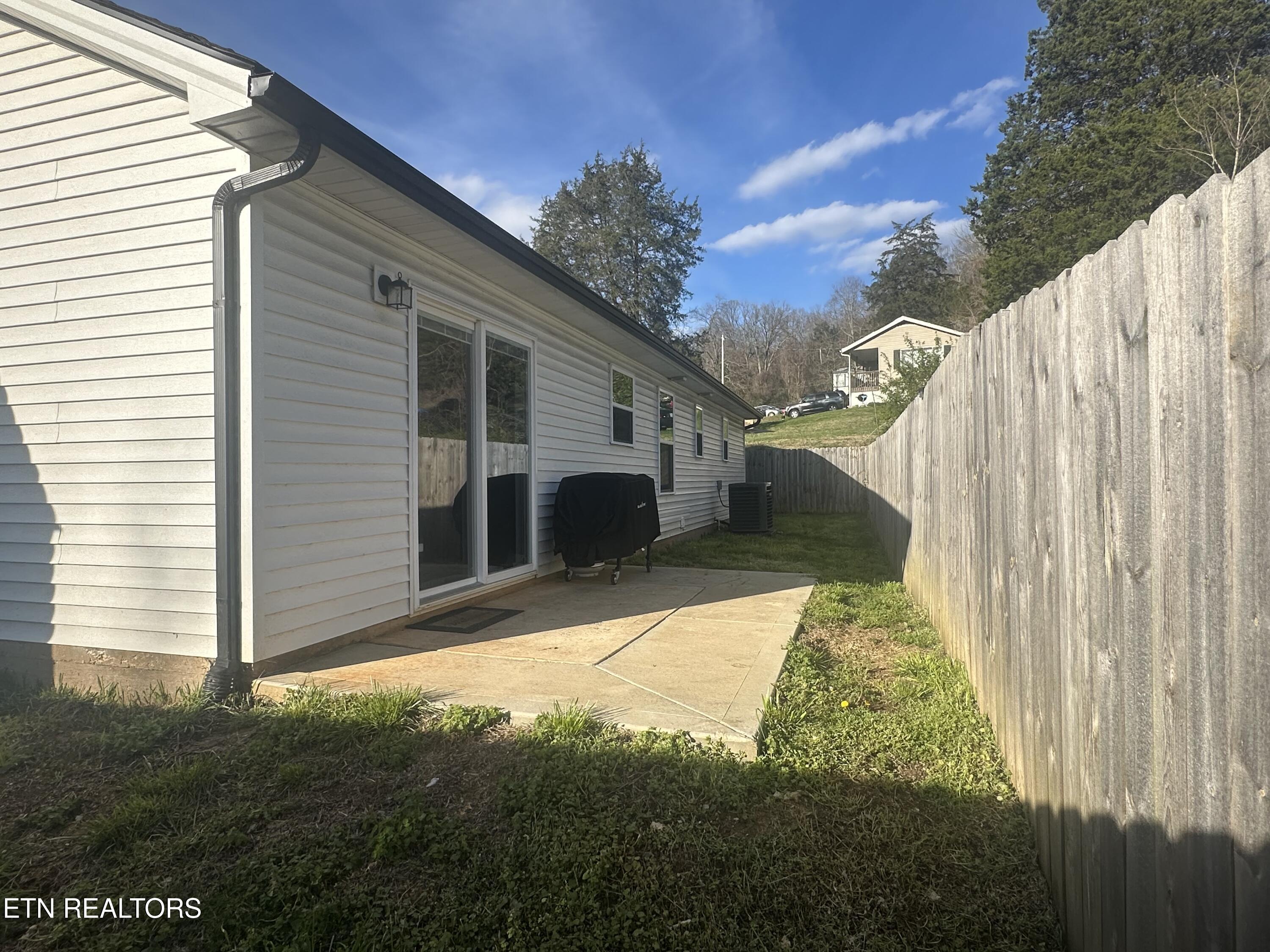 6508 NW Tecoy Quarry Lane Knoxville TN 37921