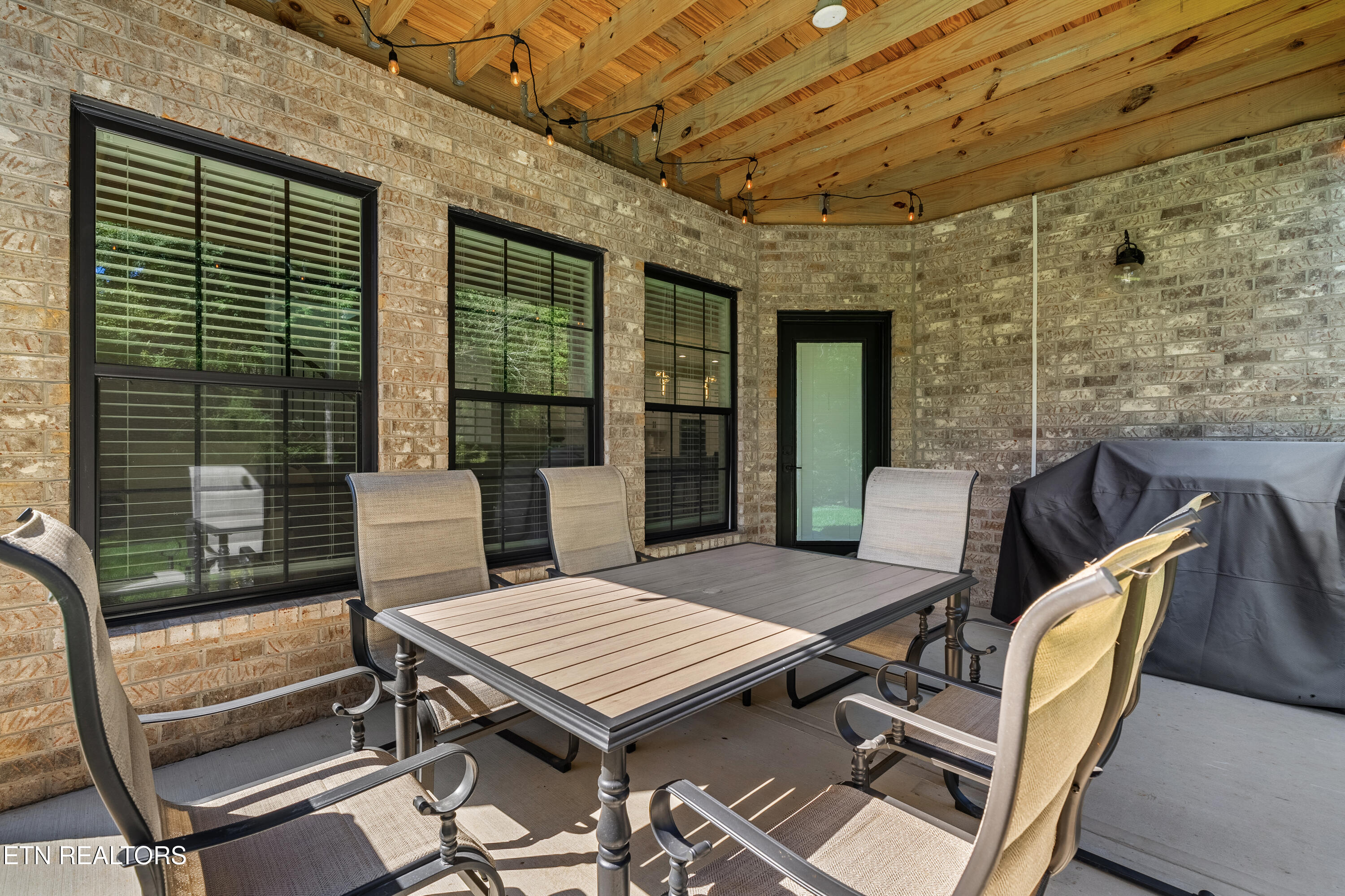 1653 Sugar Cane Lane Knoxville TN 37931