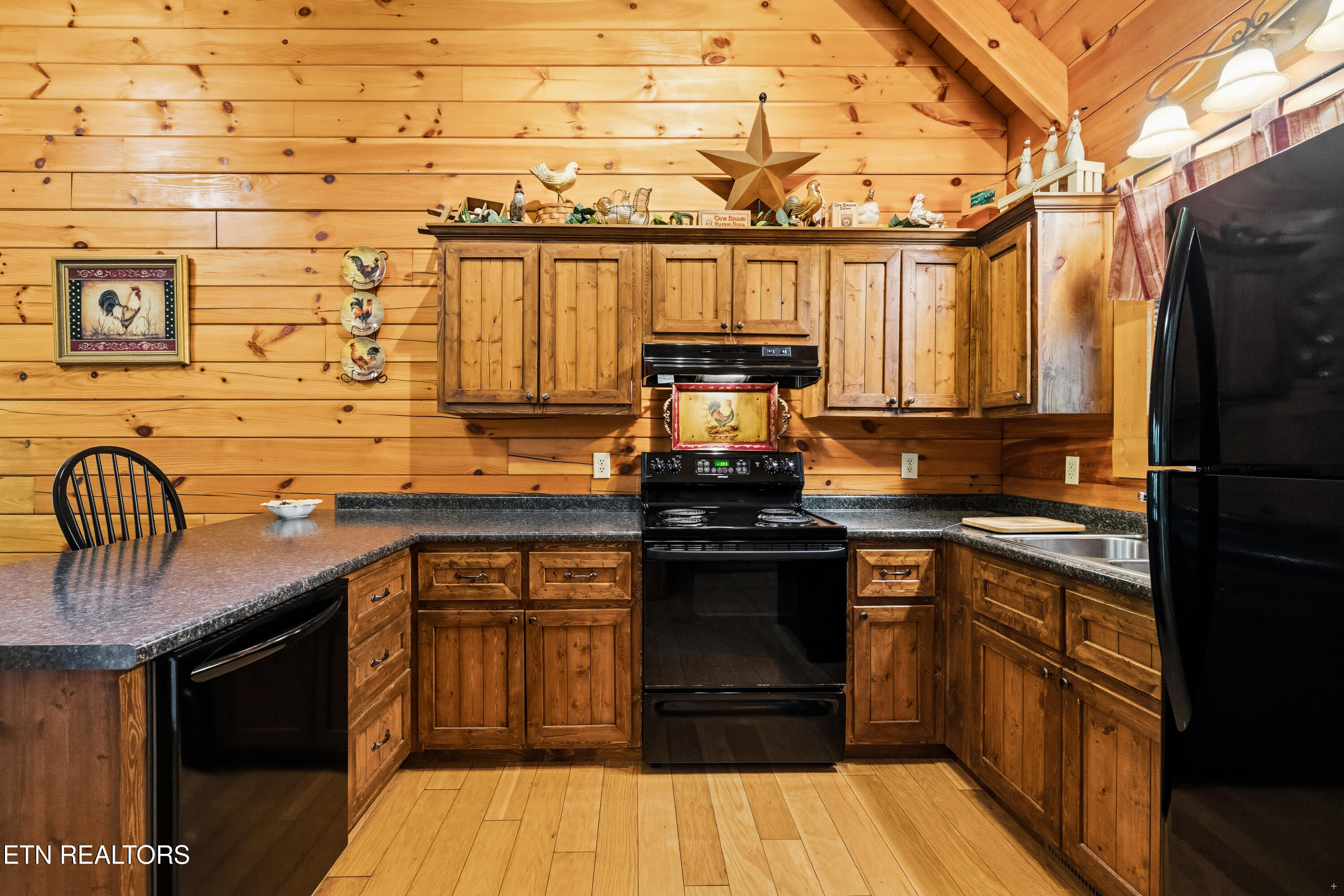 1922 Beach Front Drive Sevierville TN 37876