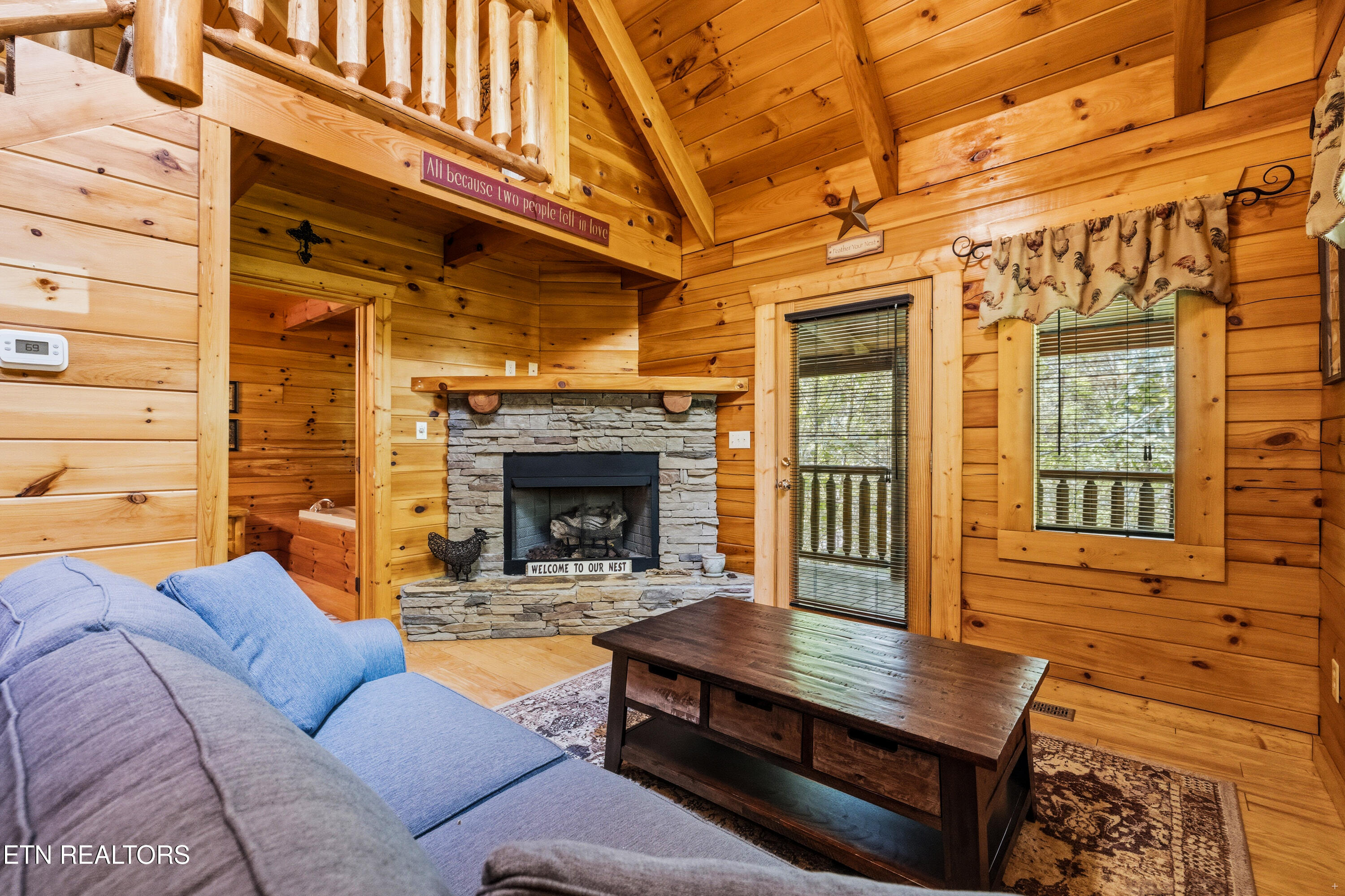 1922 Beach Front Drive Sevierville TN 37876
