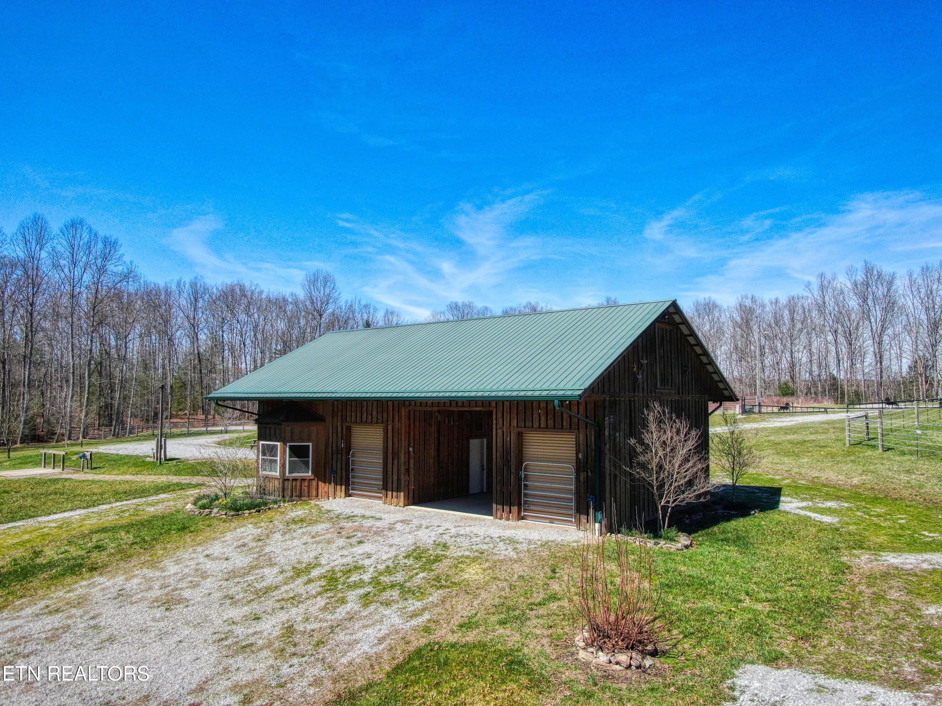 145 Horse Haven Road Allardt TN 38504