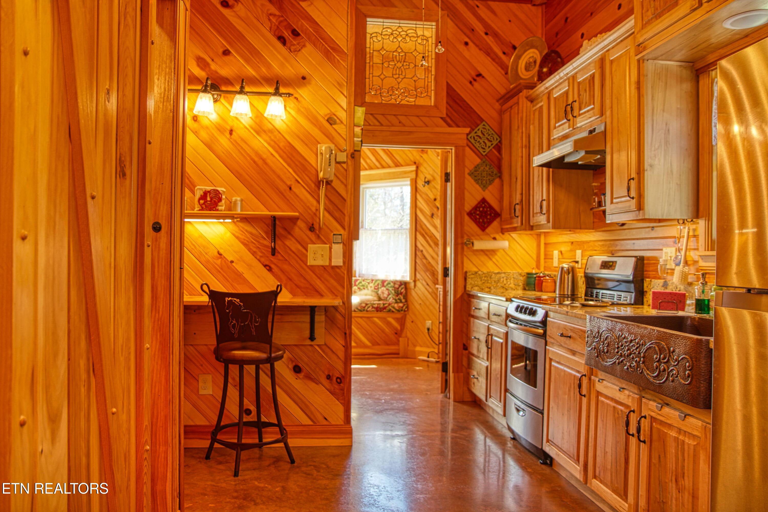 145 Horse Haven Road Allardt TN 38504