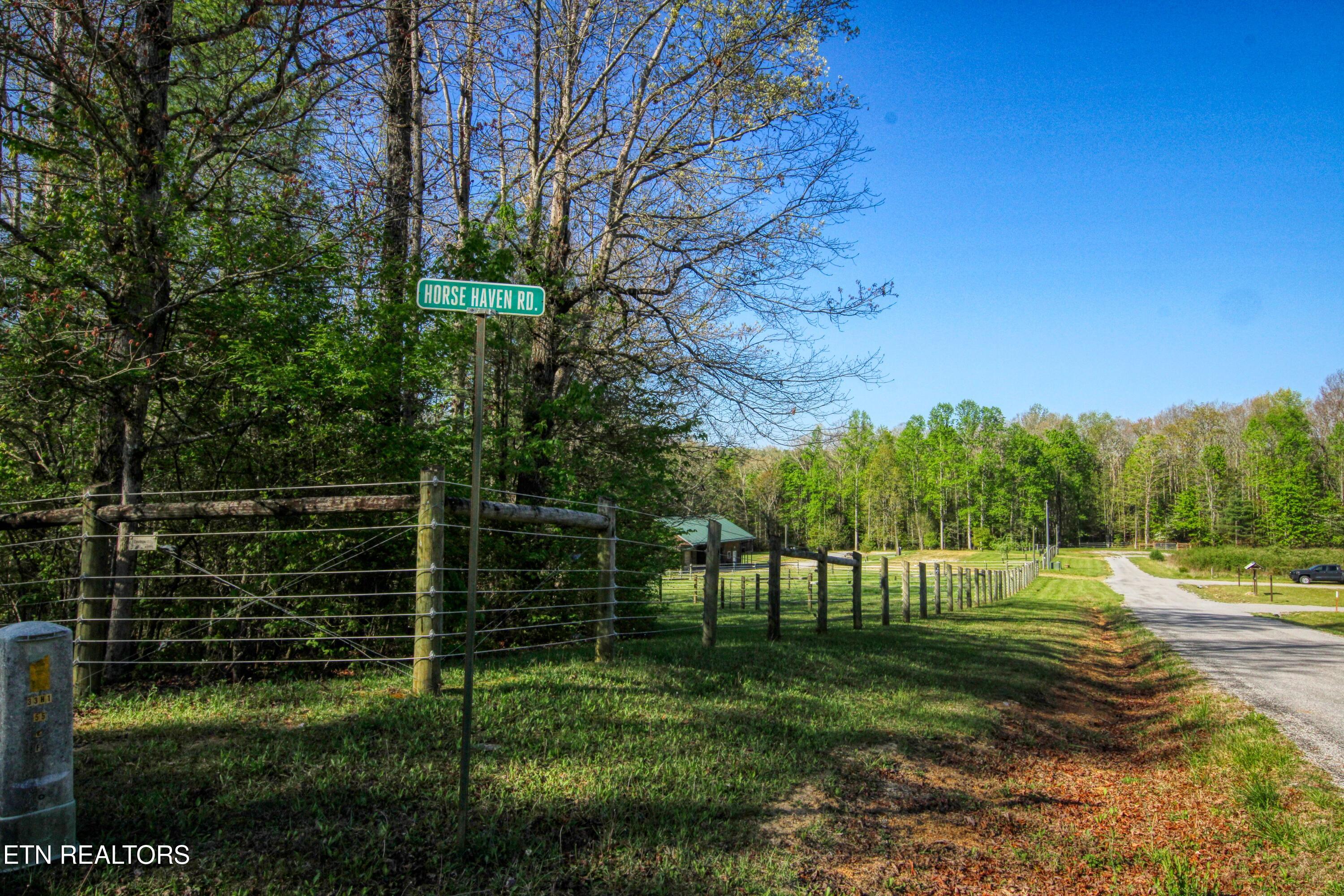 145 Horse Haven Road Allardt TN 38504