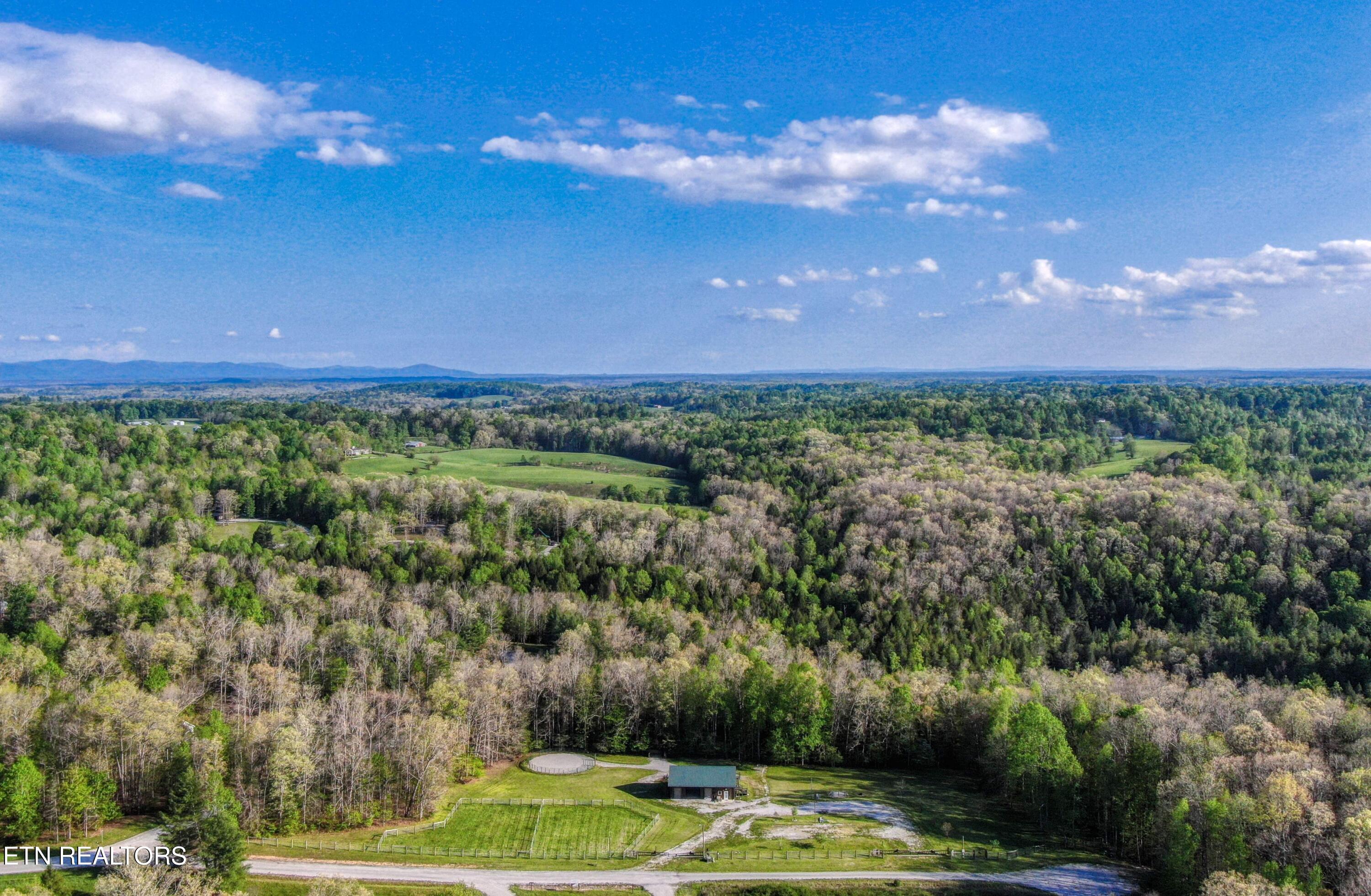145 Horse Haven Road Allardt TN 38504