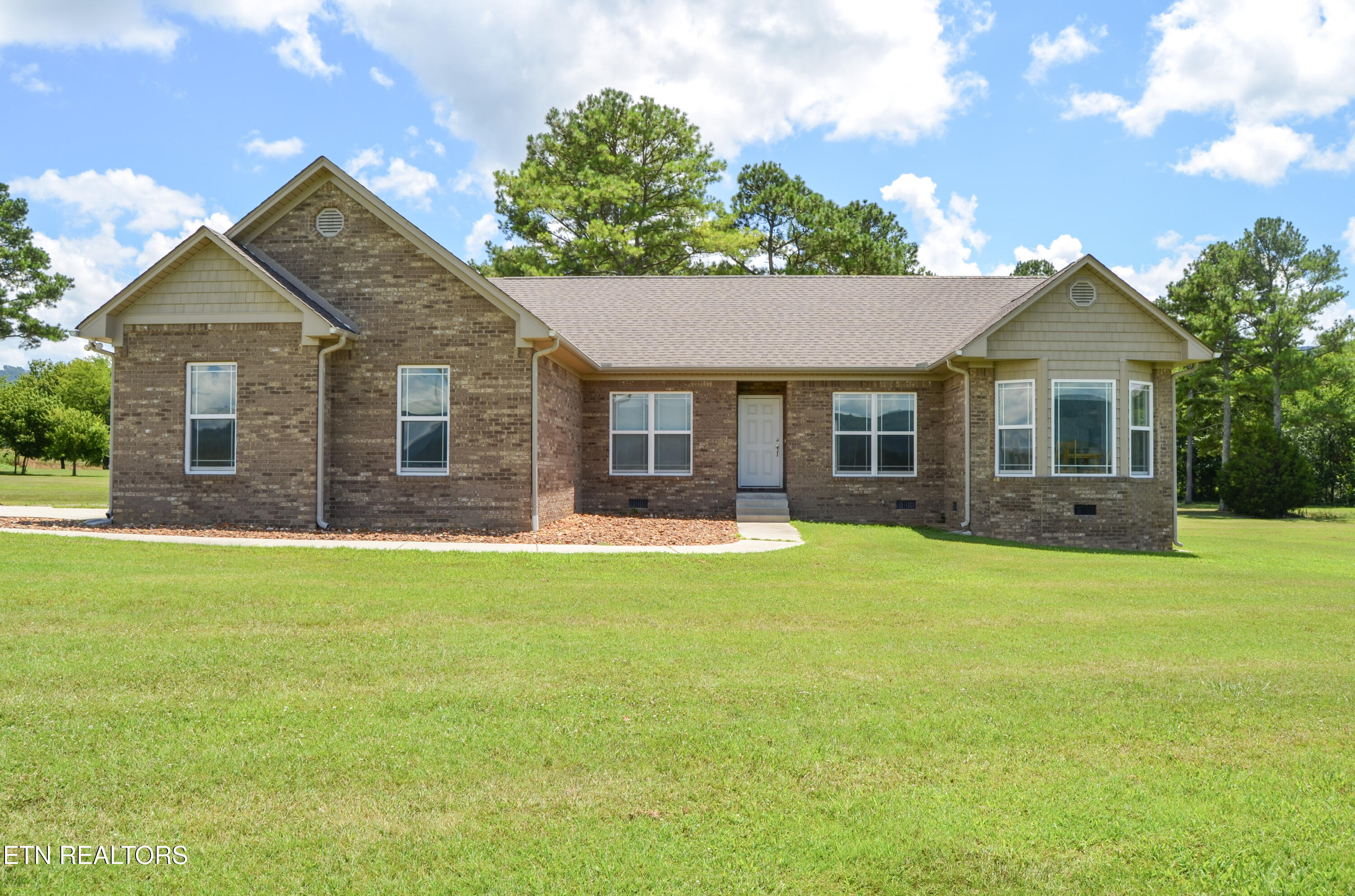 241 Terry Road Pikeville TN 37367