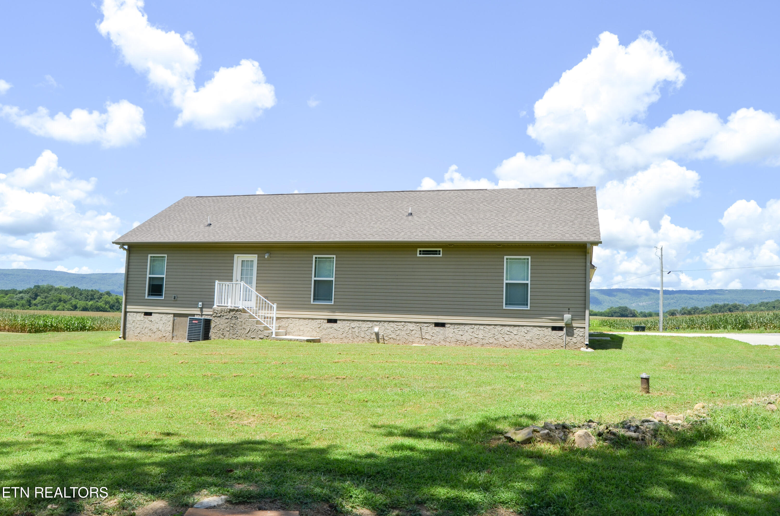 241 Terry Road Pikeville TN 37367