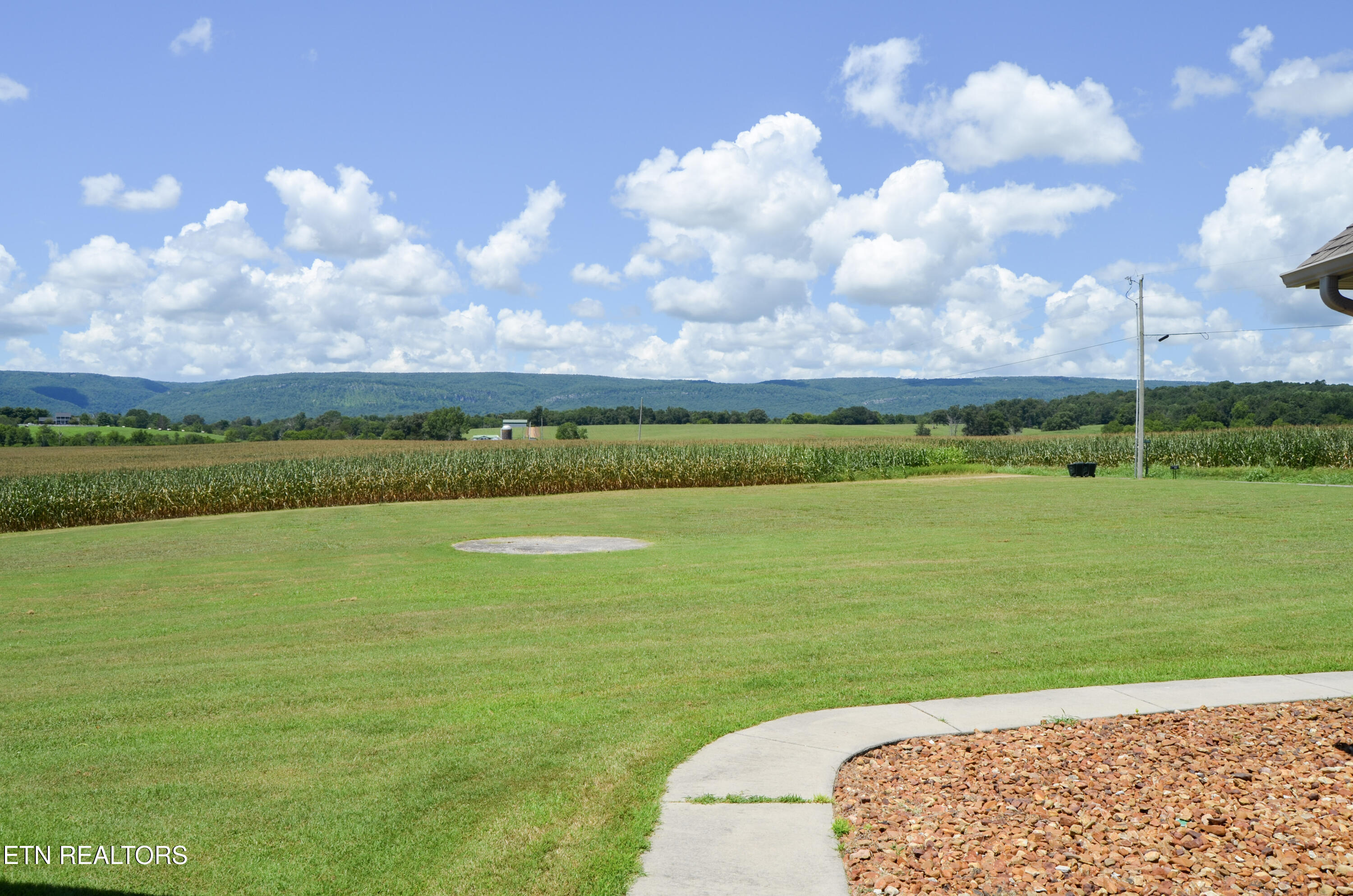241 Terry Road Pikeville TN 37367
