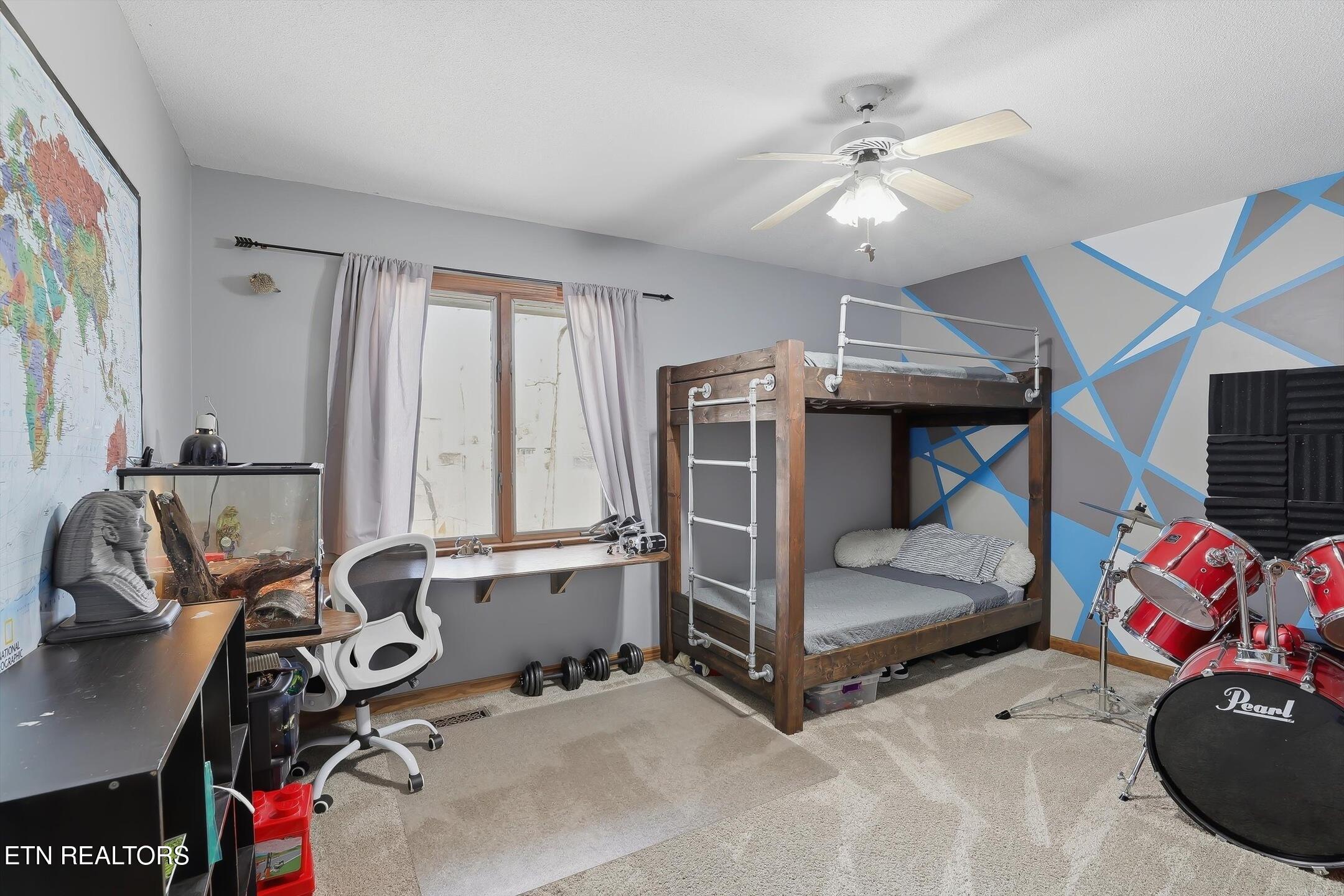 7940 Castlecomb Road Powell TN 37849