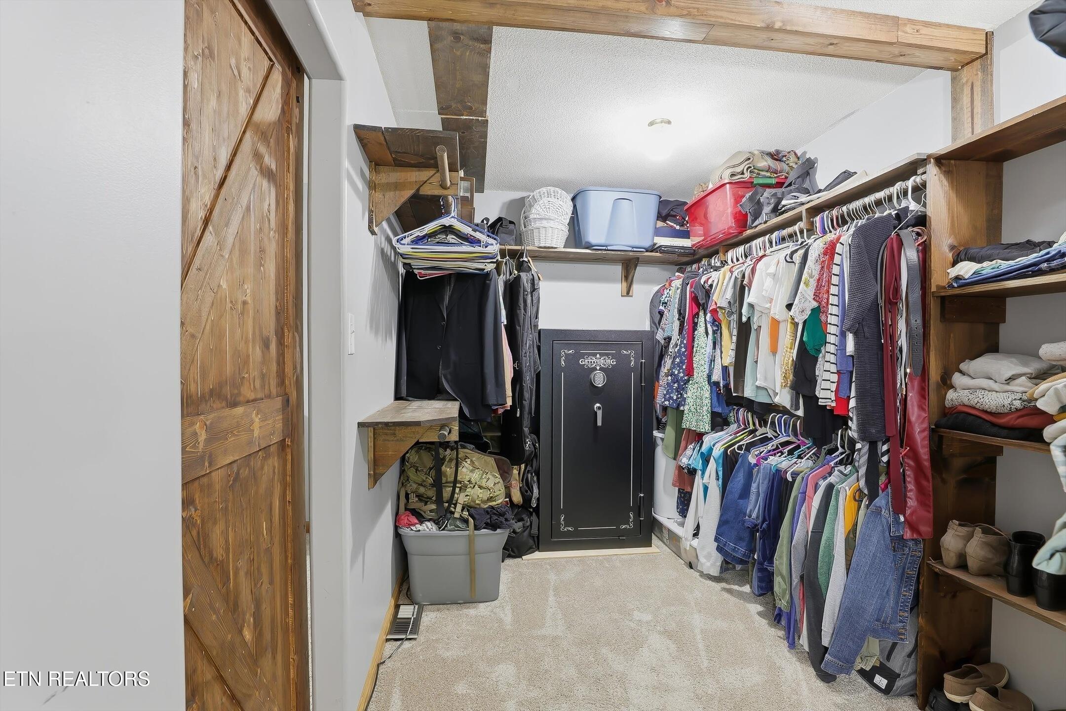 7940 Castlecomb Road Powell TN 37849