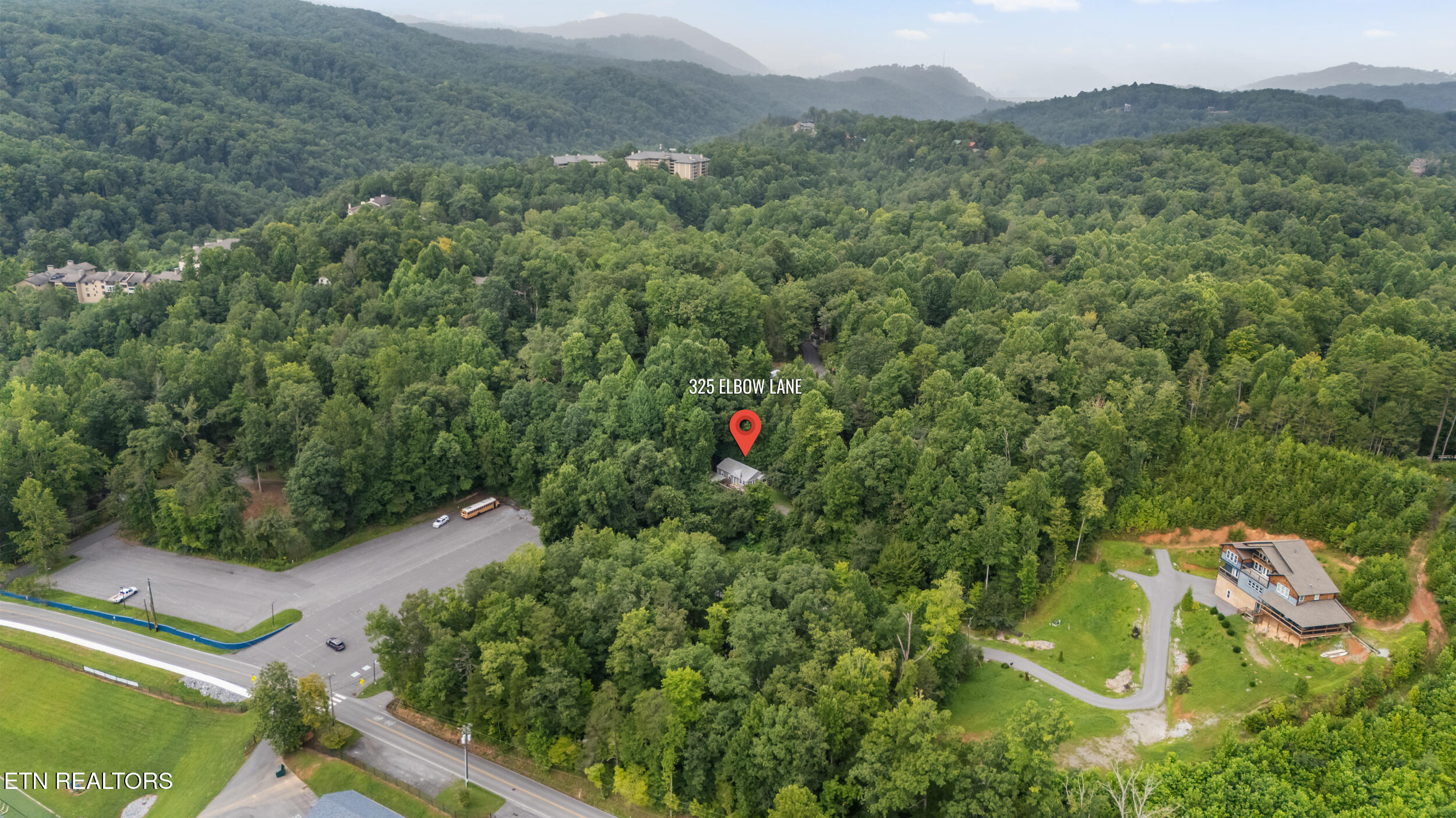 325 Elbow Lane Gatlinburg TN 37738