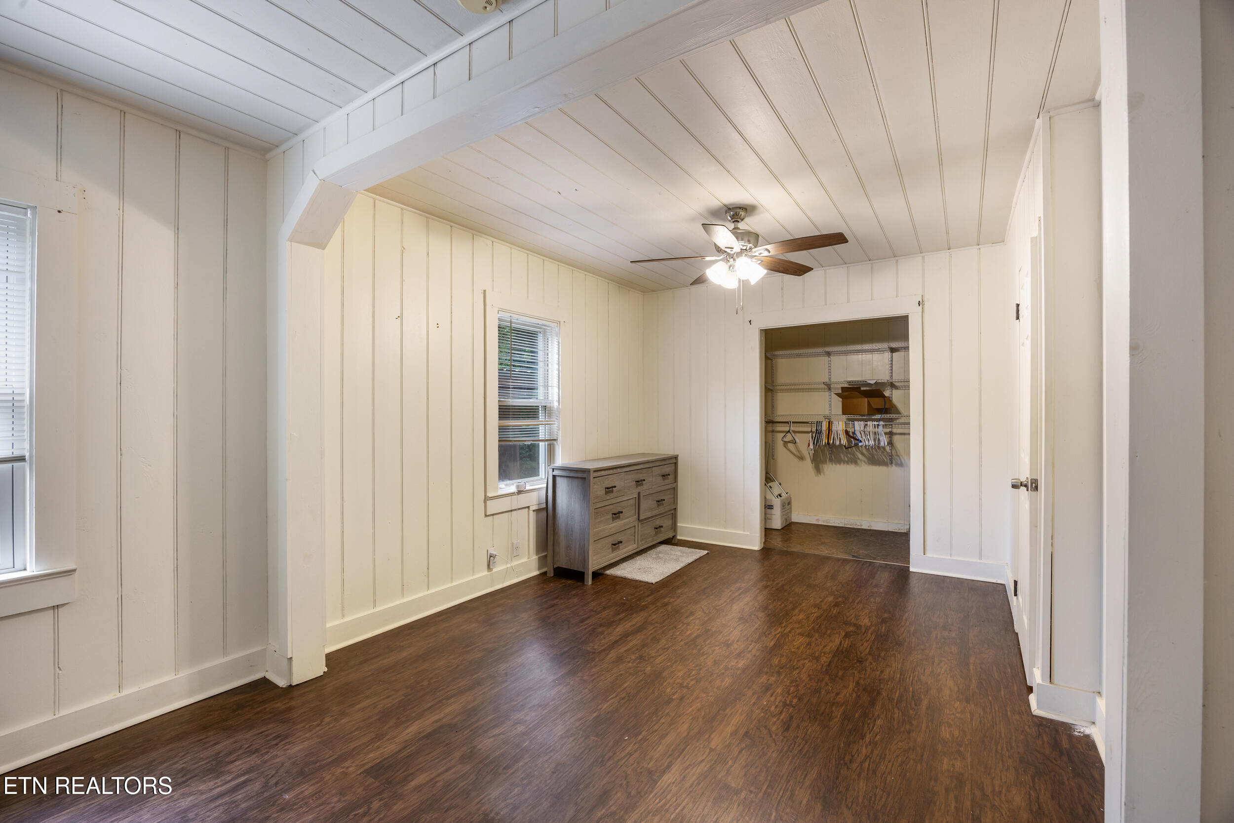 325 Elbow Lane Gatlinburg TN 37738