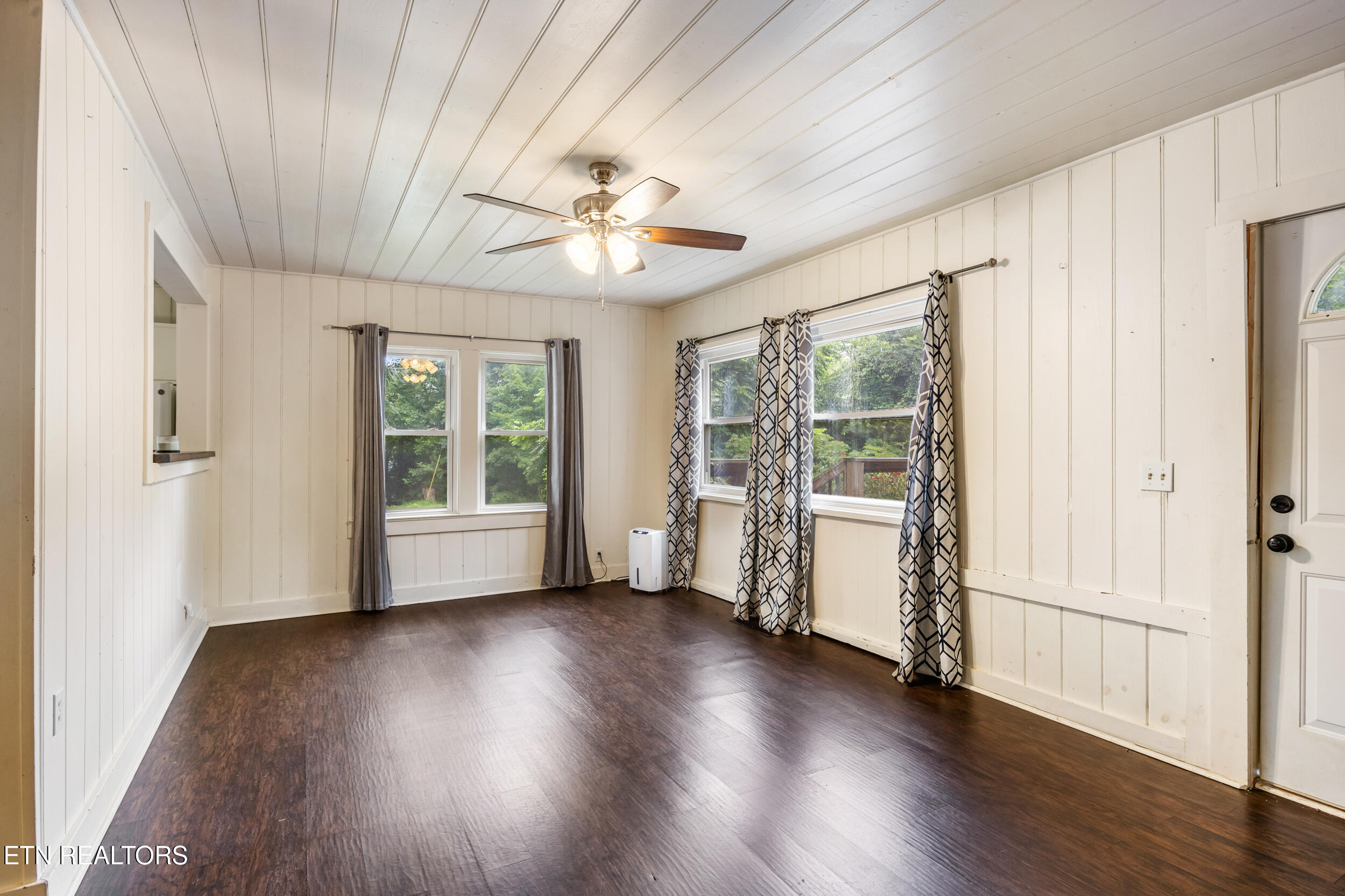 325 Elbow Lane Gatlinburg TN 37738