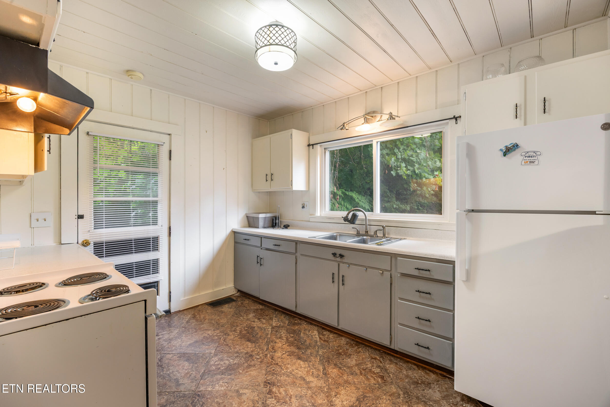 325 Elbow Lane Gatlinburg TN 37738