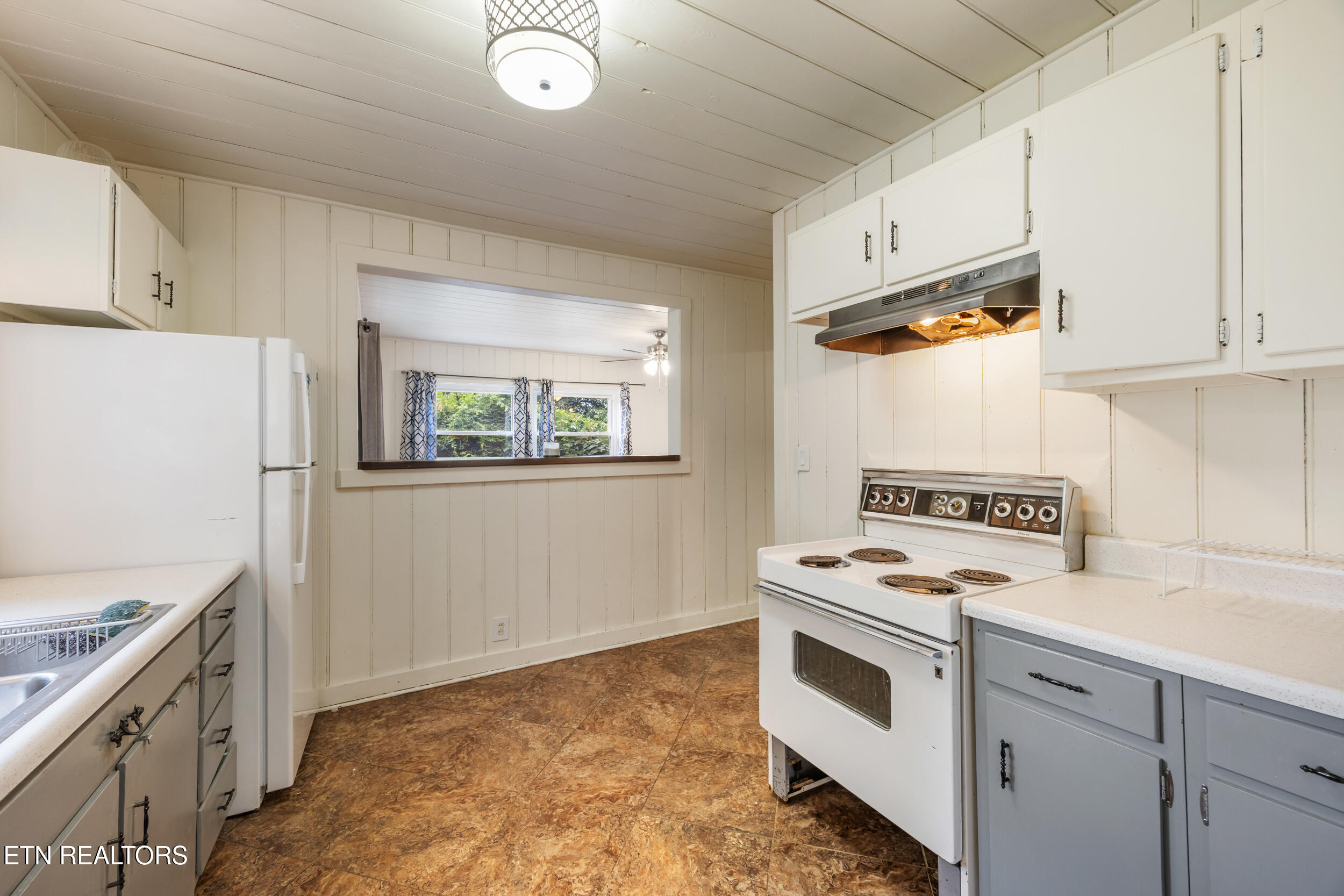 325 Elbow Lane Gatlinburg TN 37738