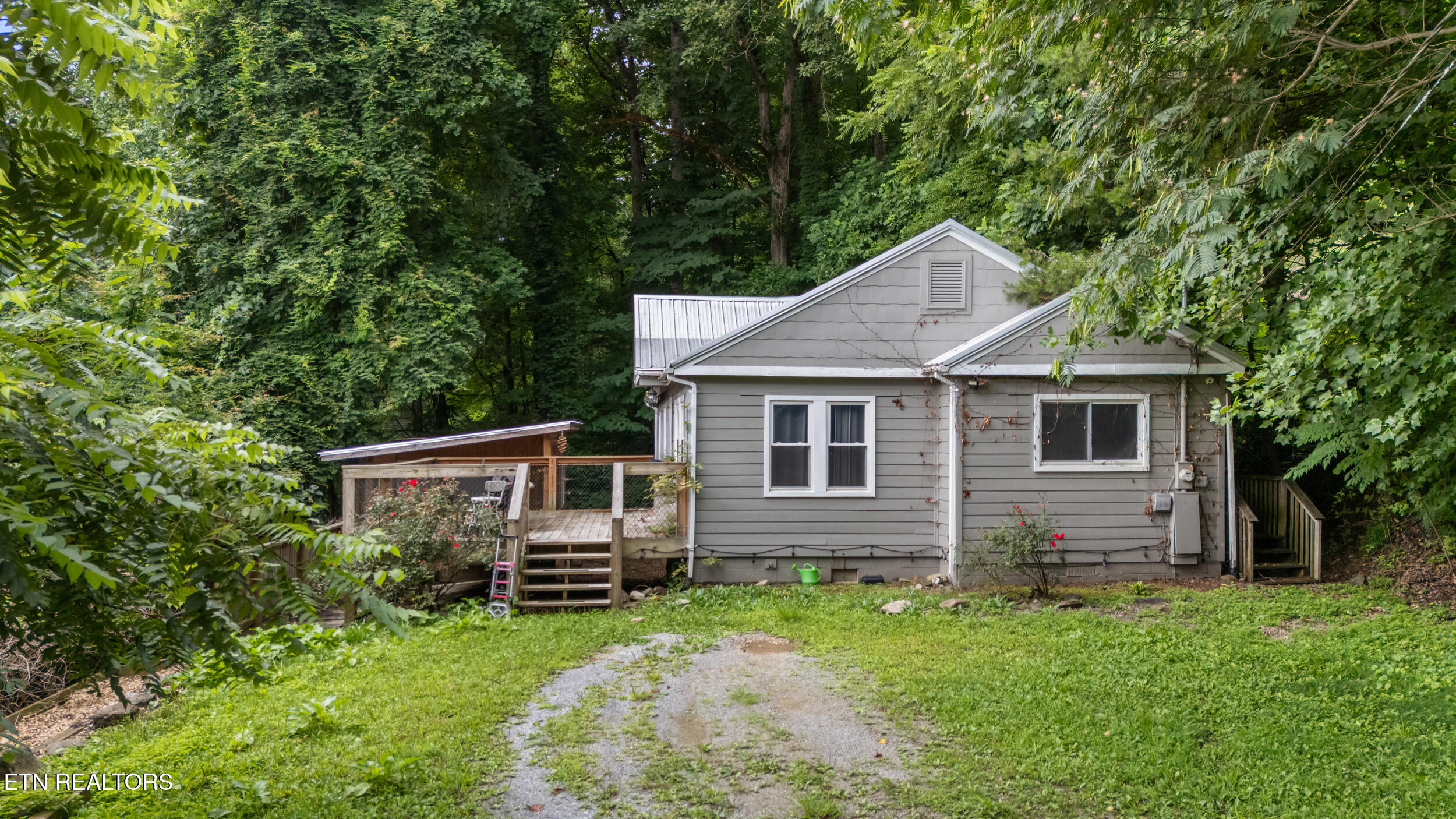 325 Elbow Lane Gatlinburg TN 37738