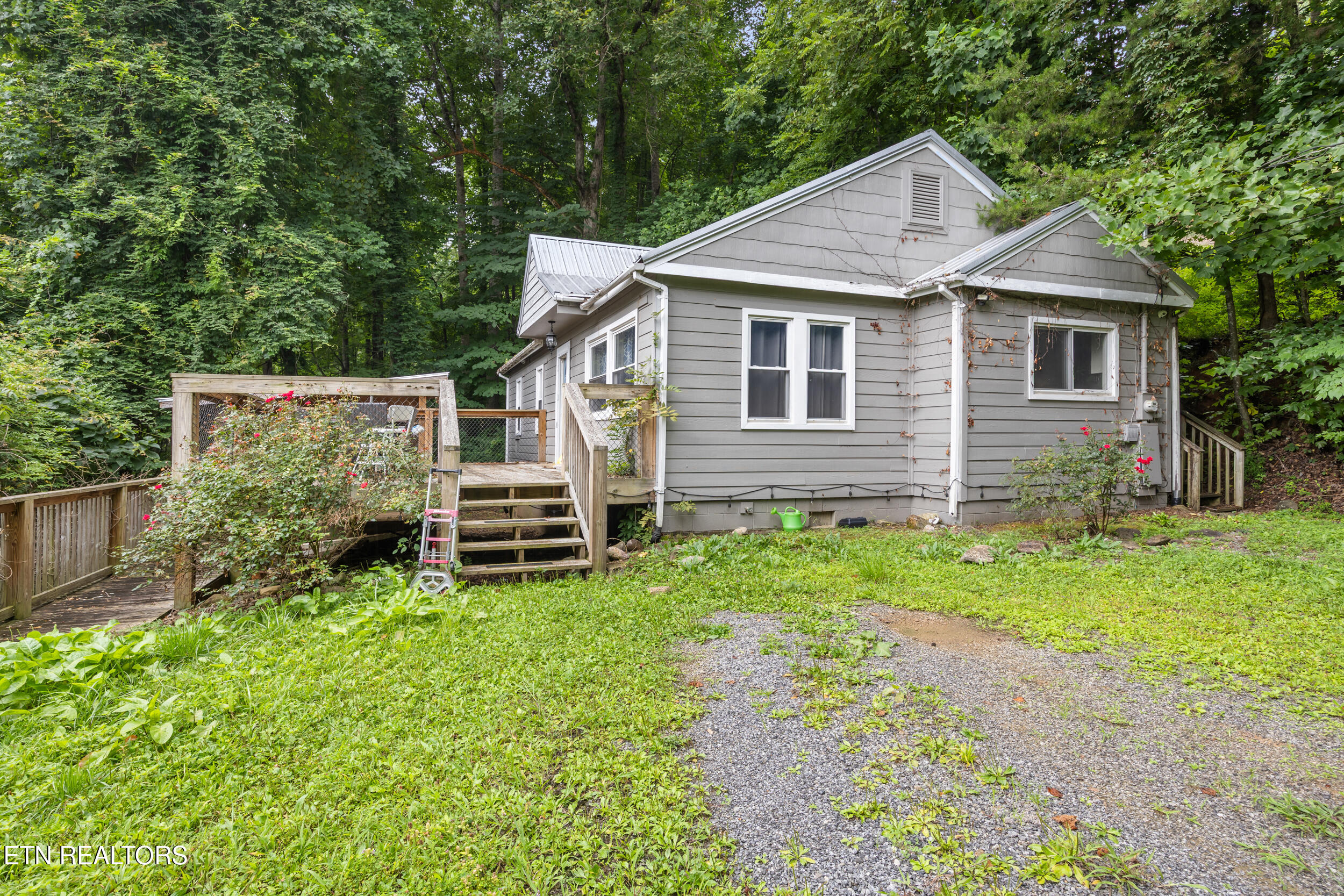 325 Elbow Lane Gatlinburg TN 37738