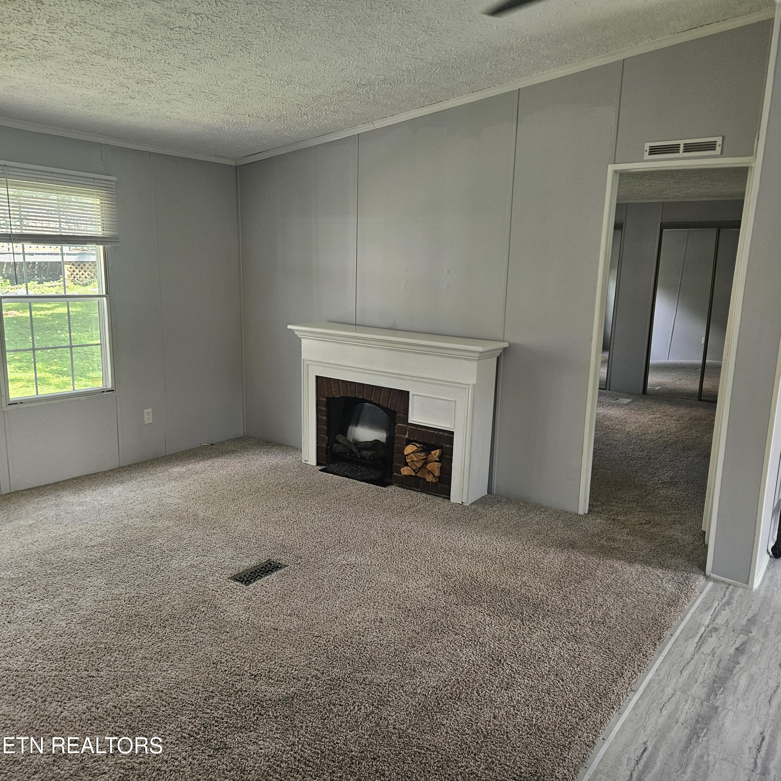 121 Harness Road New Tazewell TN 37825