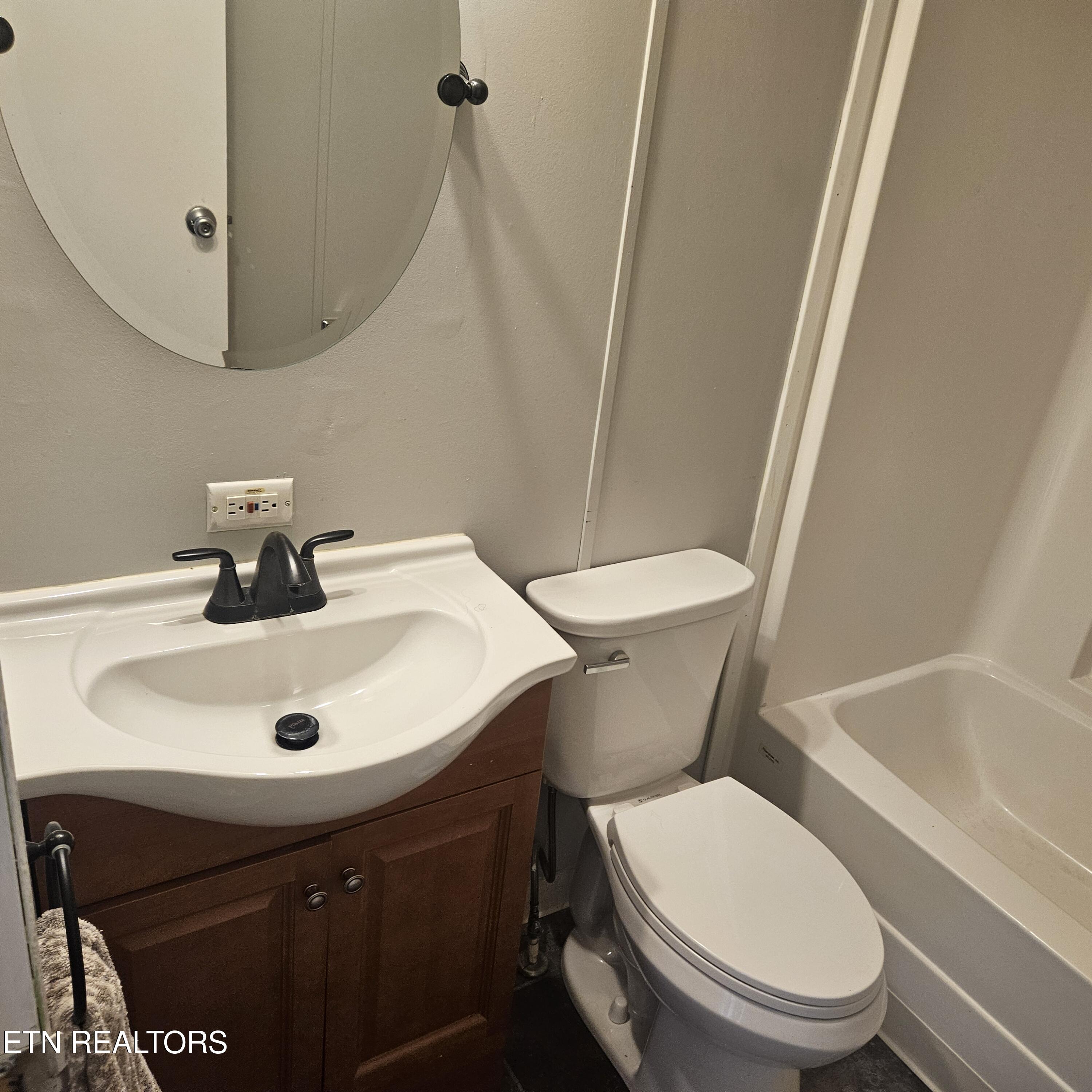 121 Harness Road New Tazewell TN 37825