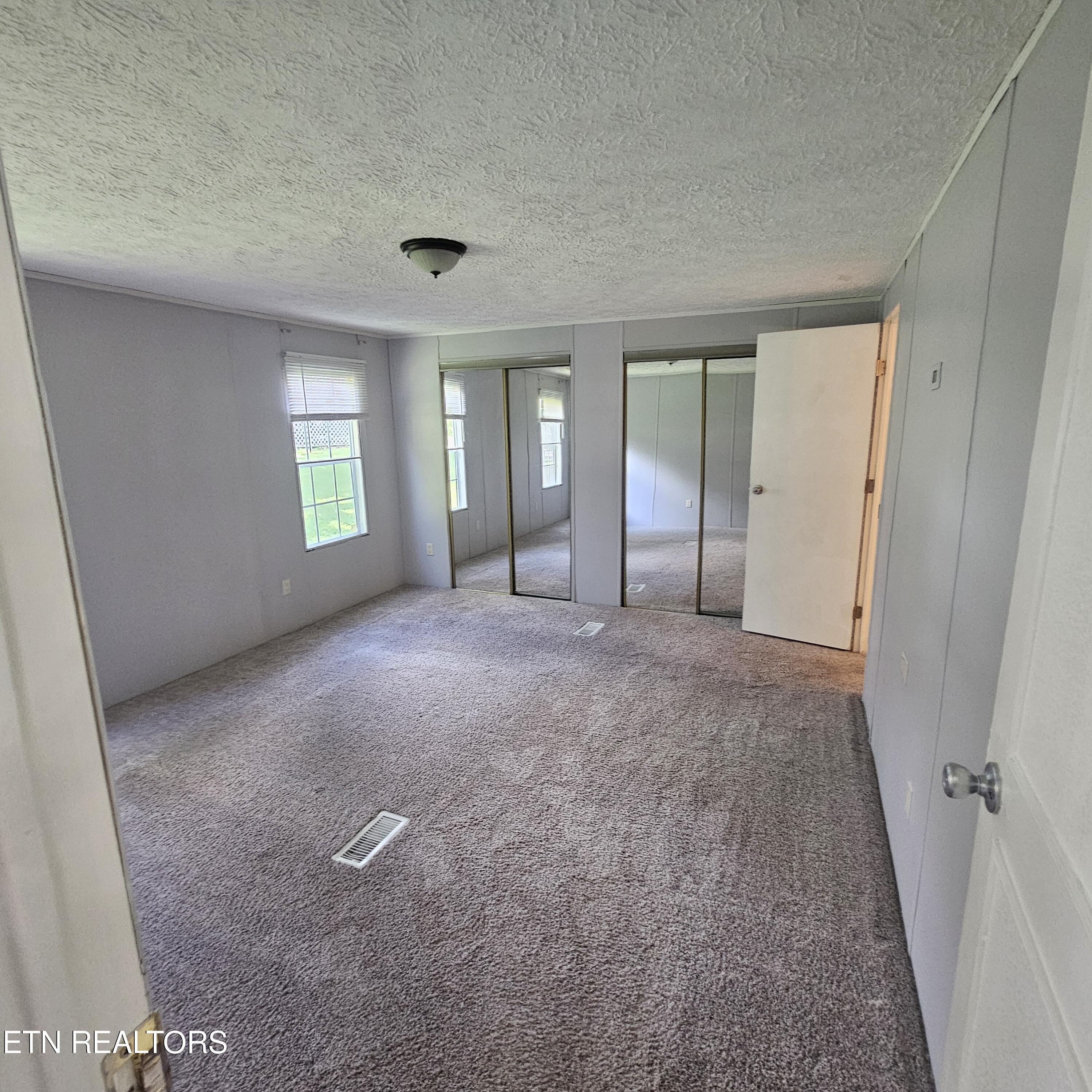121 Harness Road New Tazewell TN 37825
