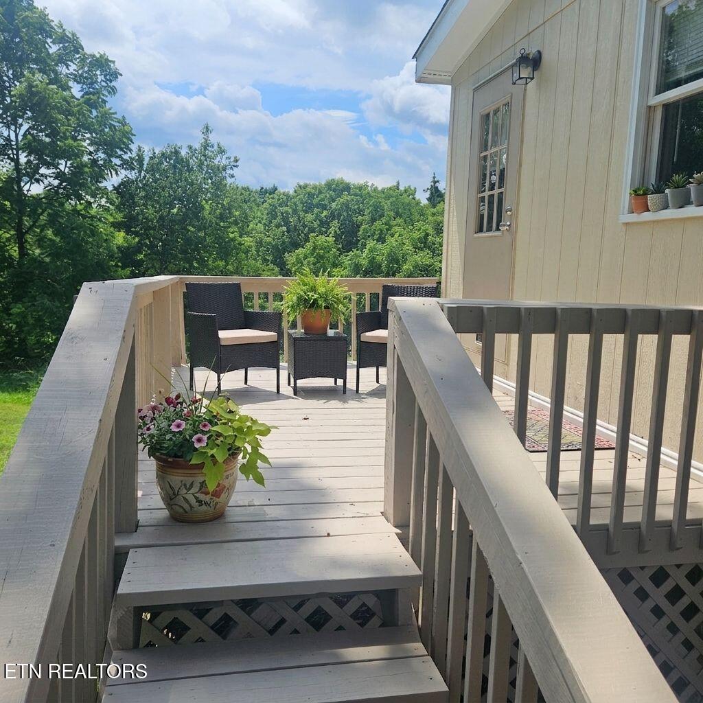 121 Harness Road New Tazewell TN 37825