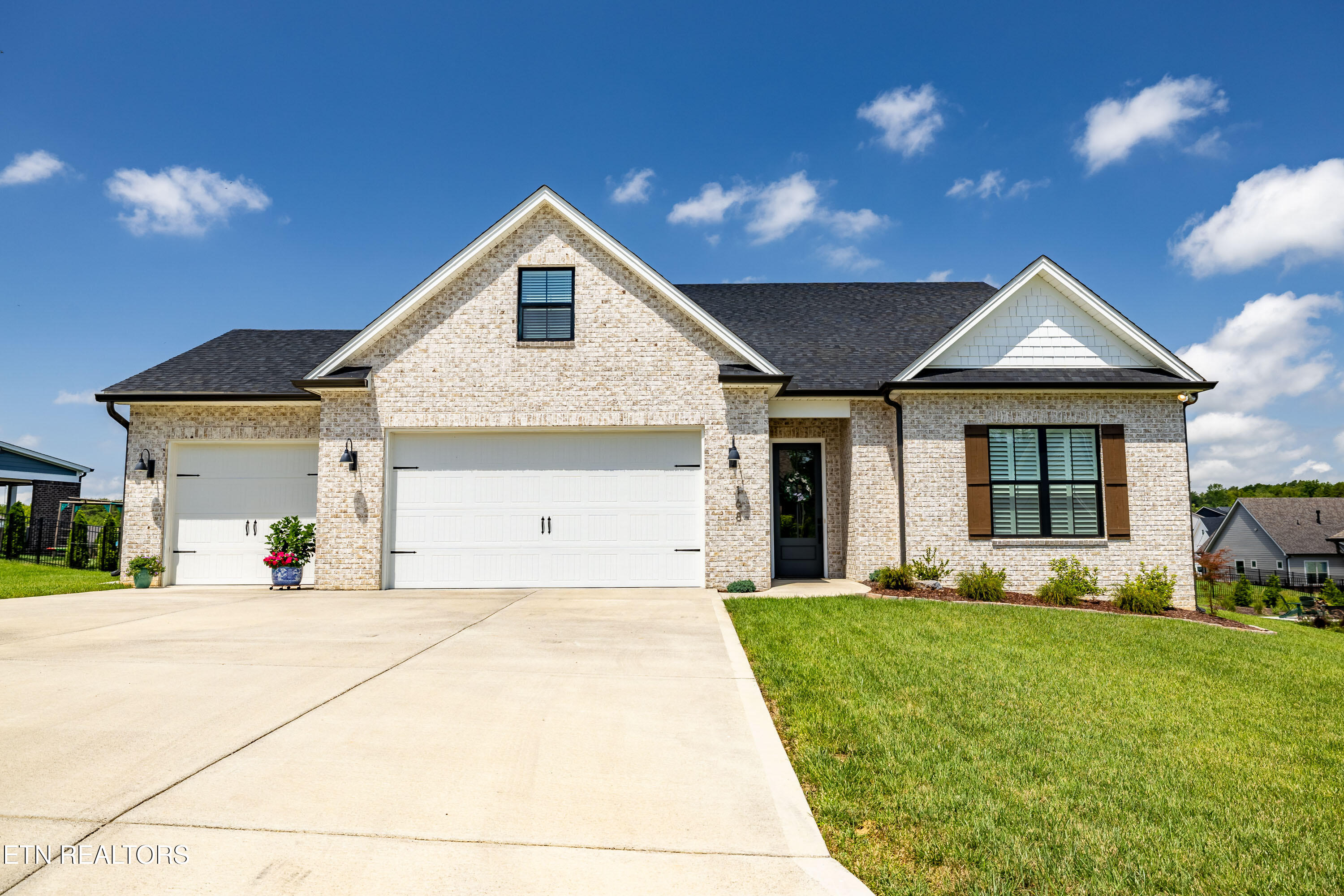 168 Clover Circle Lenoir City TN 37772