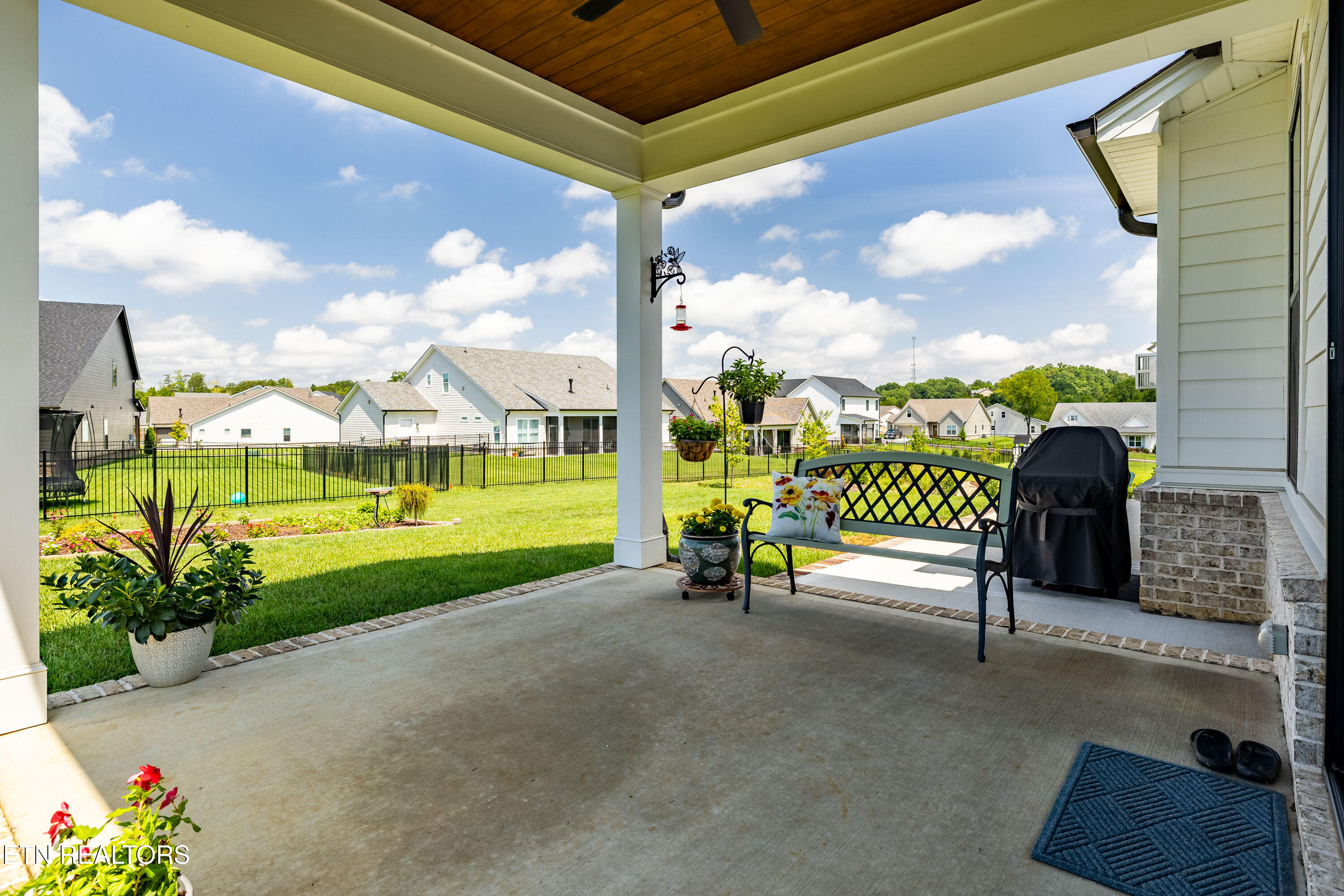 168 Clover Circle Lenoir City TN 37772