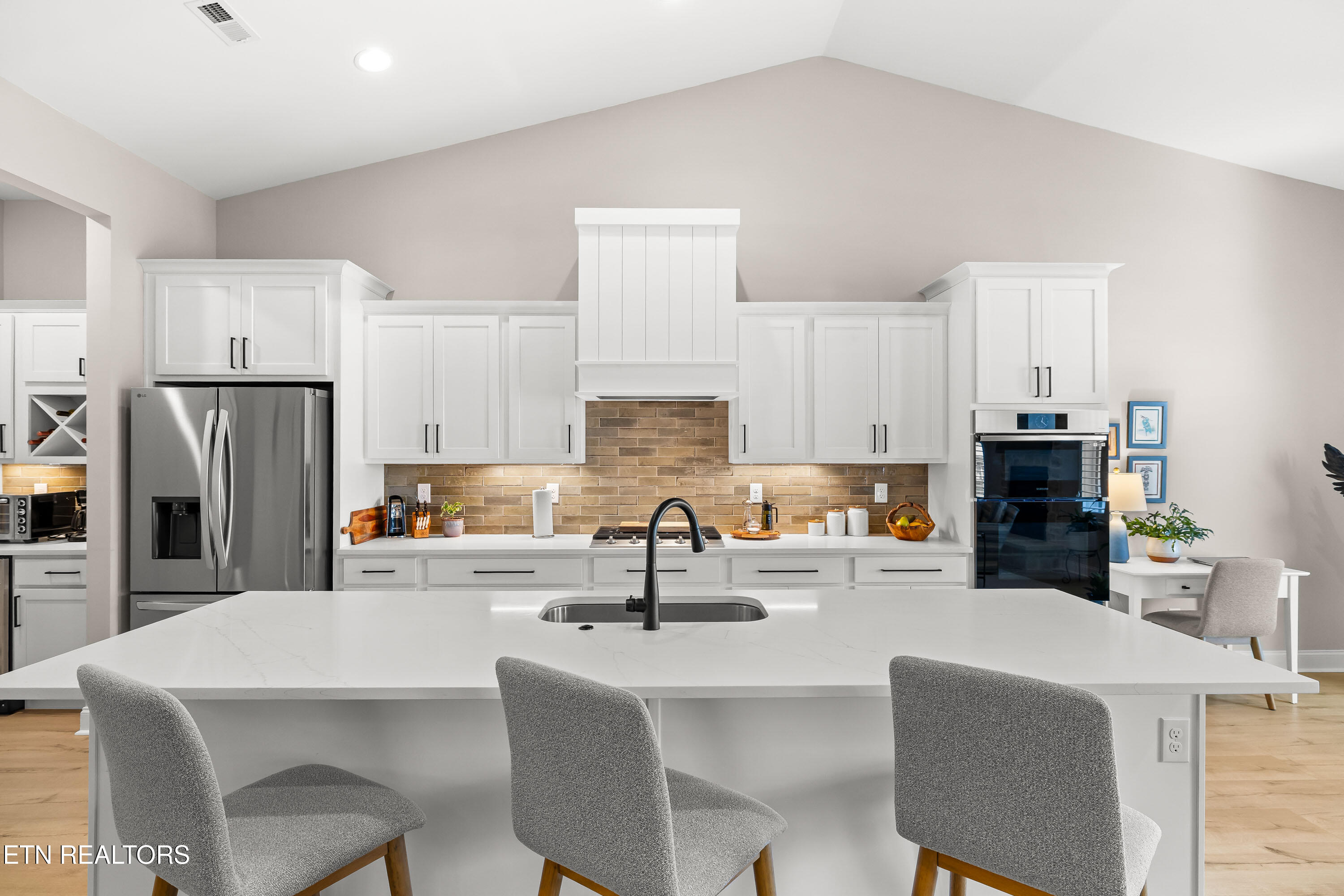 168 Clover Circle Lenoir City TN 37772