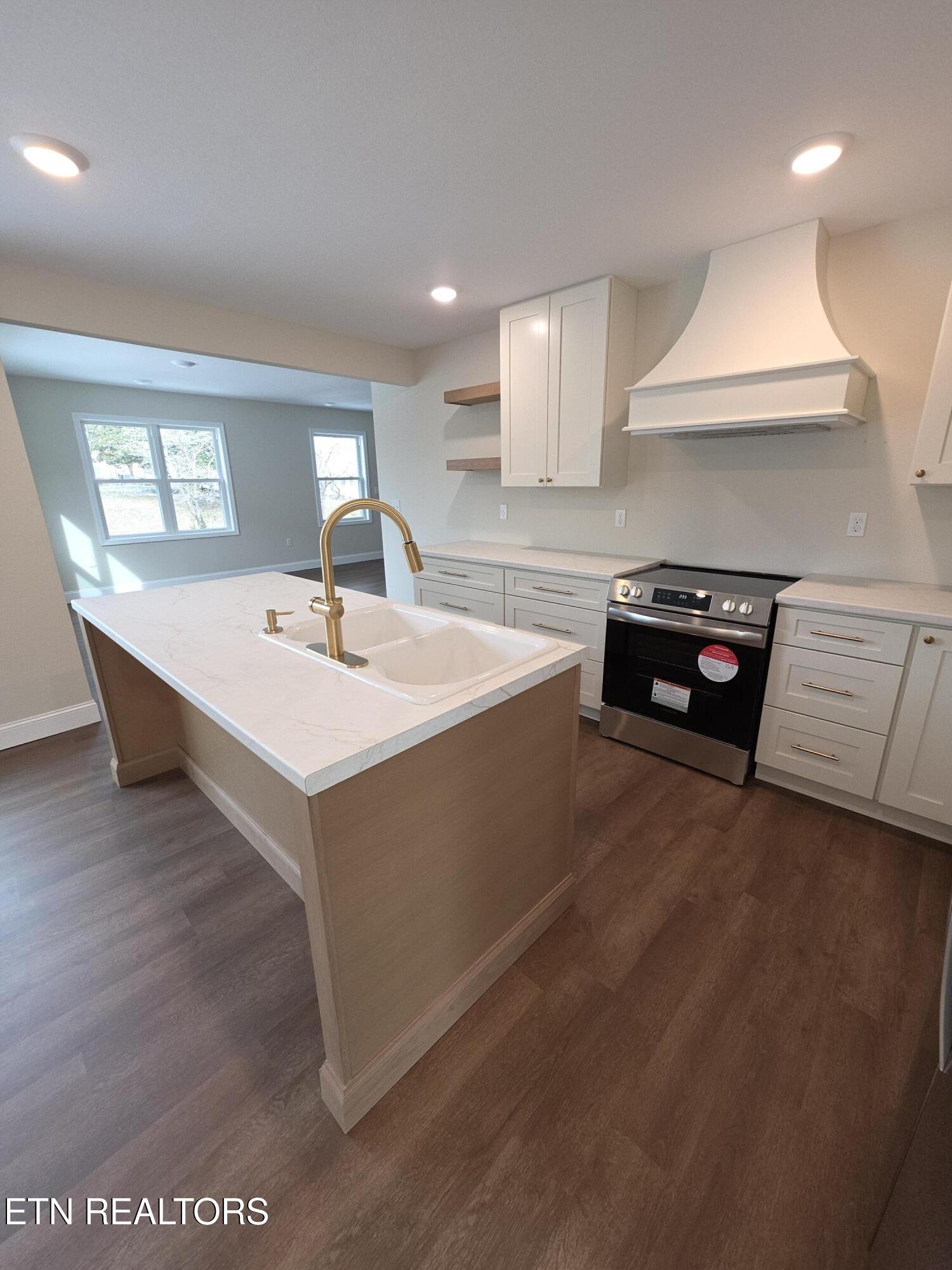 216 Lafayette Street Oneida TN 37841