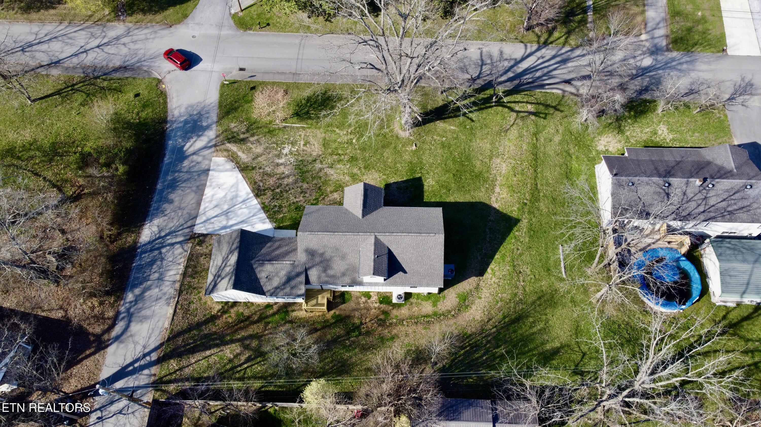 216 Lafayette Street Oneida TN 37841