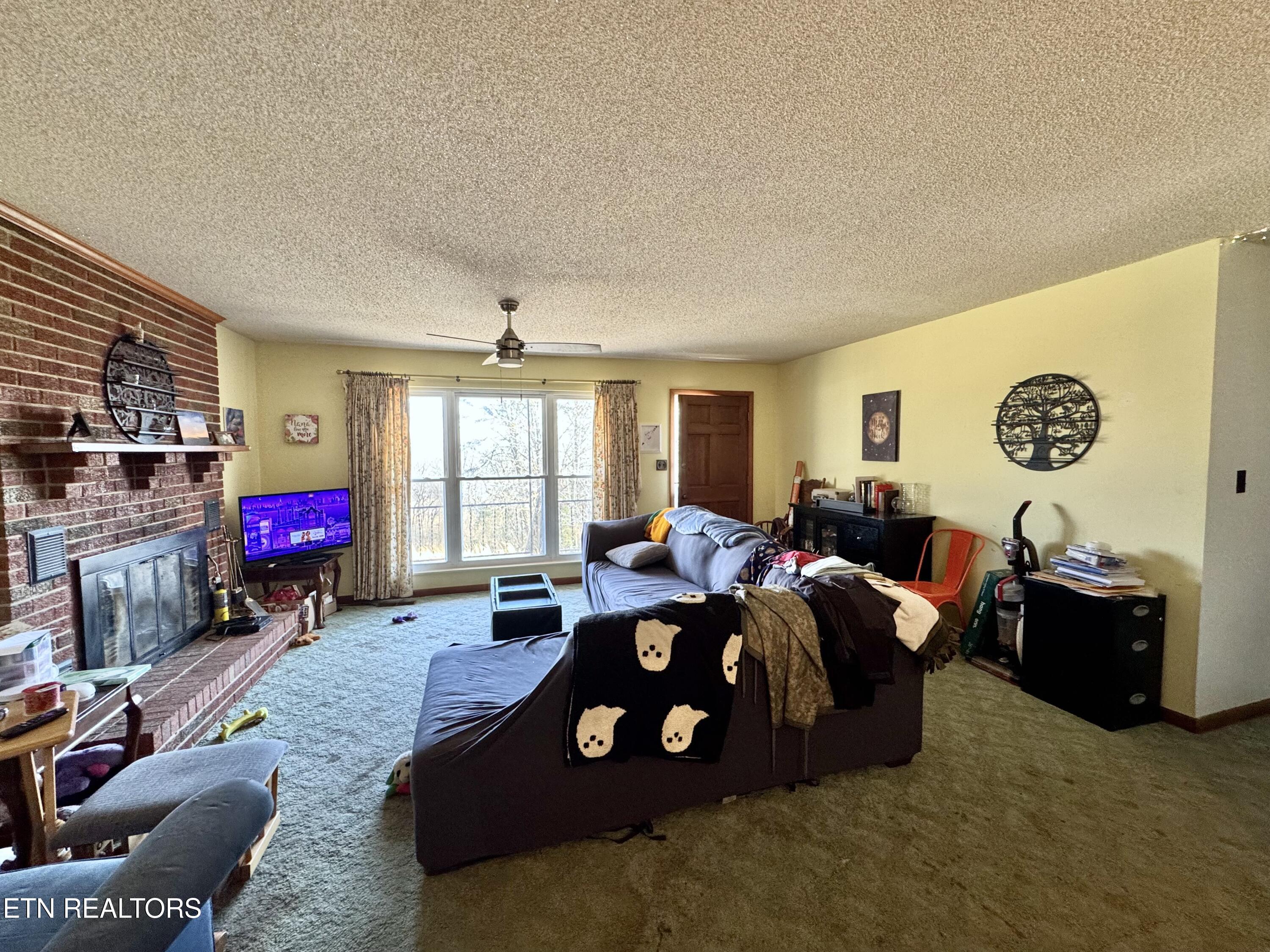 794 Kemmer Road Spring City TN 37381