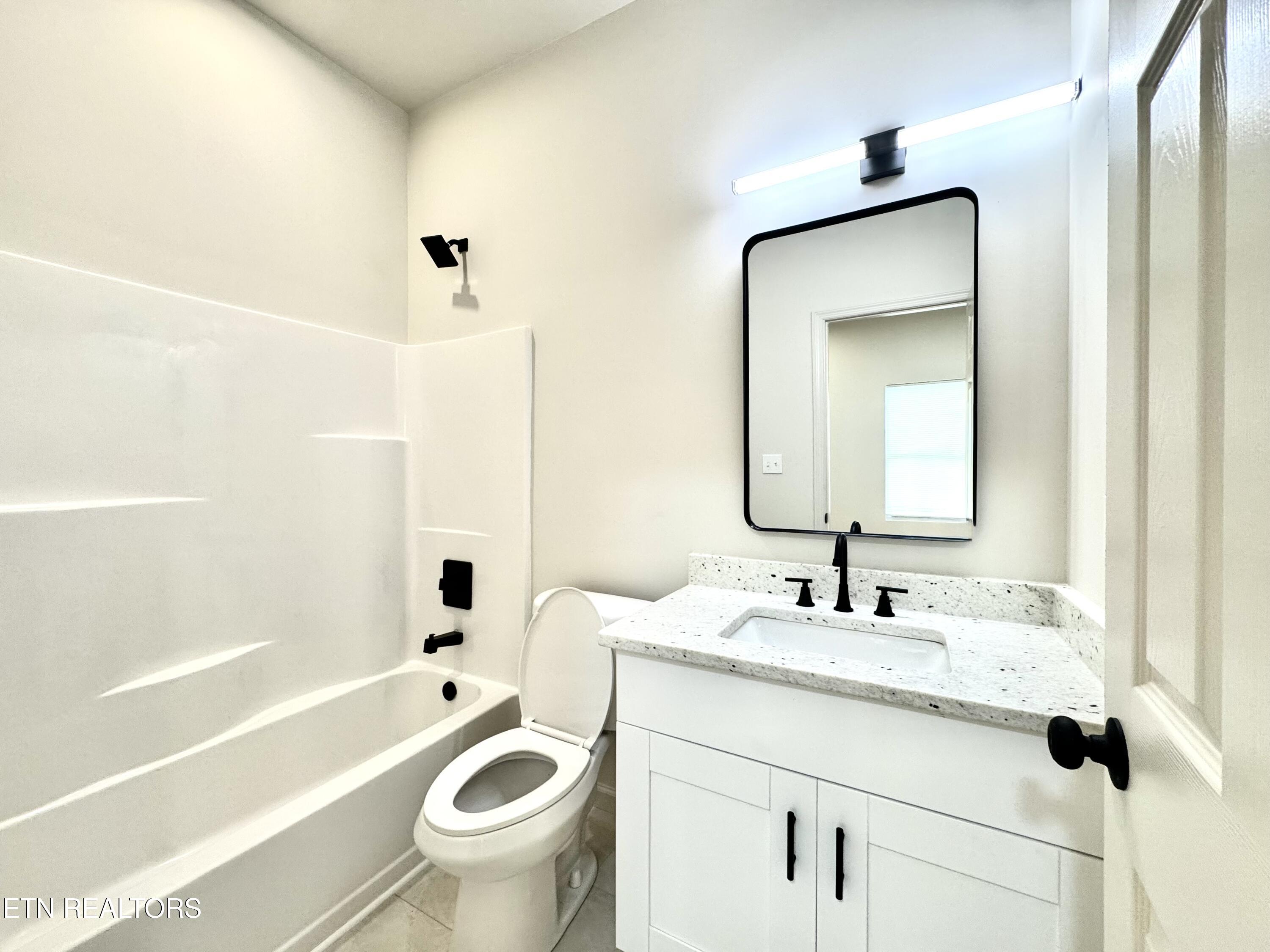 1422 Beaumont Avenue Knoxville TN 37921