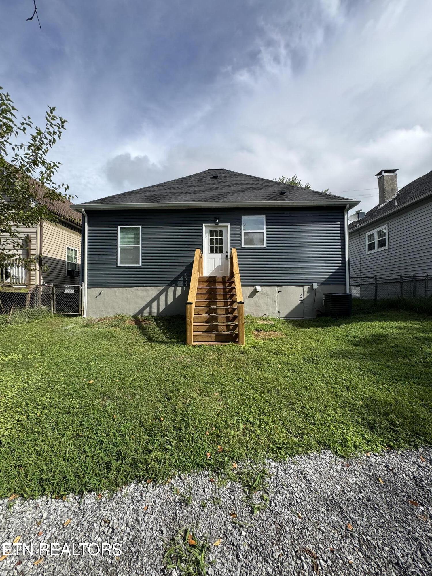 1422 Beaumont Avenue Knoxville TN 37921