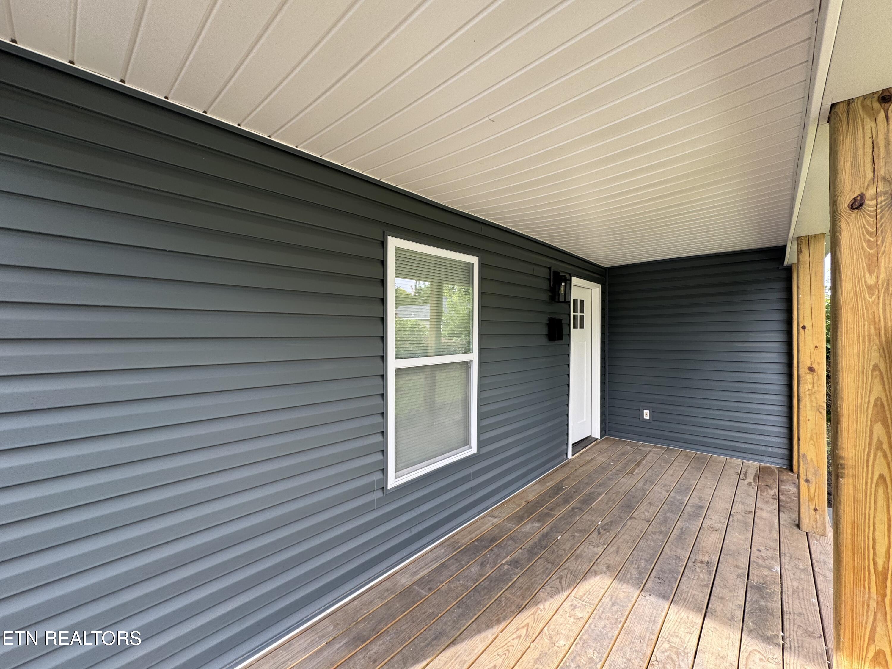 1422 Beaumont Avenue Knoxville TN 37921