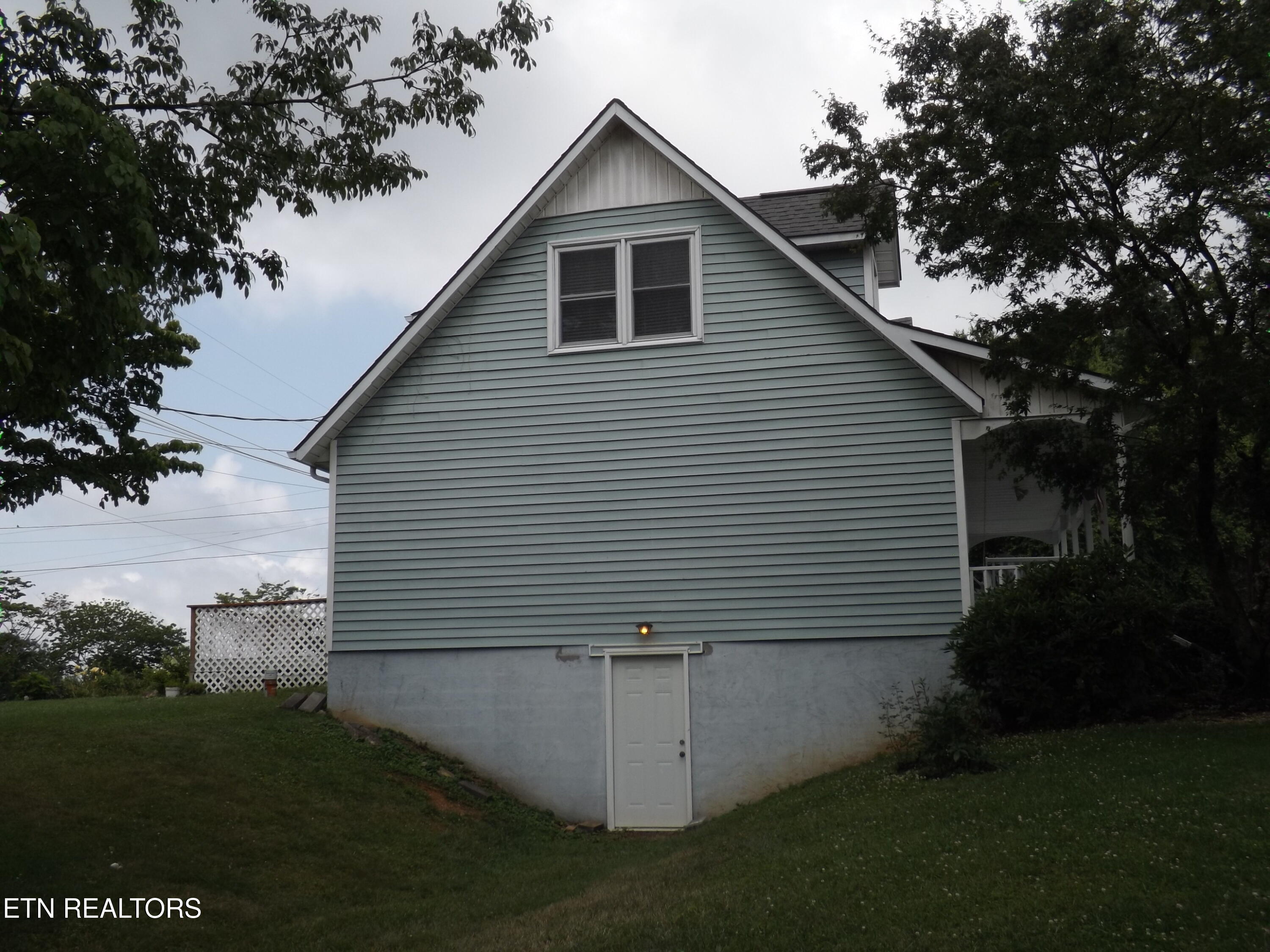 590 Cave Springs Road Tazewell TN 37879