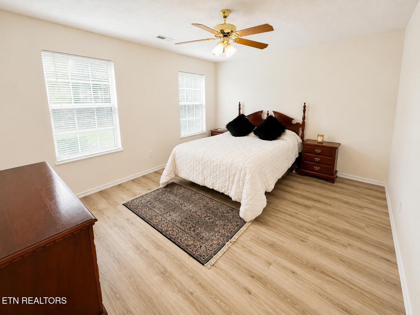 1009 Brittany Deanne Lane Knoxville TN 37934