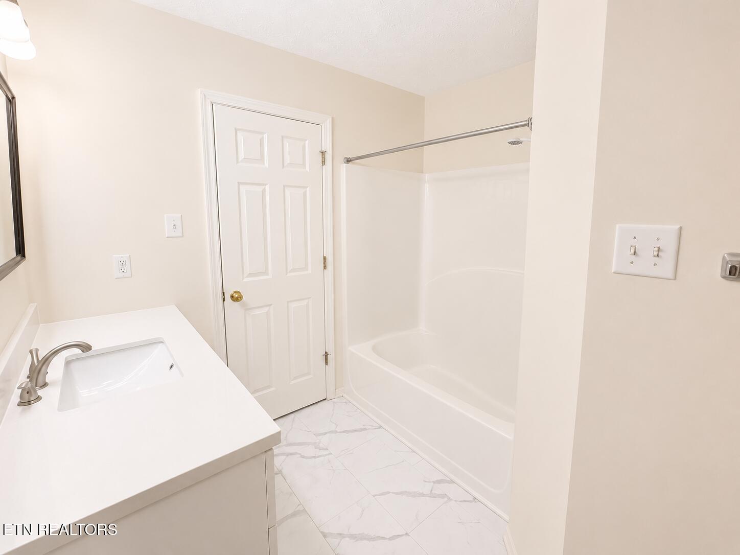 1009 Brittany Deanne Lane Knoxville TN 37934