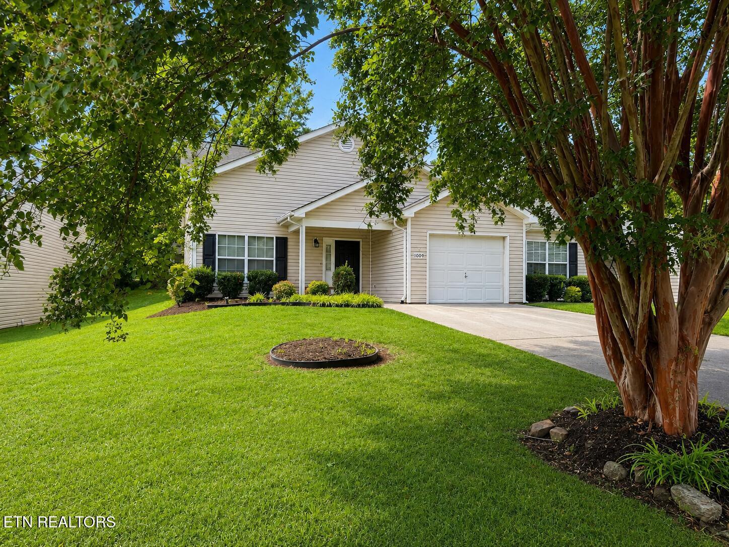 1009 Brittany Deanne Lane Knoxville TN 37934