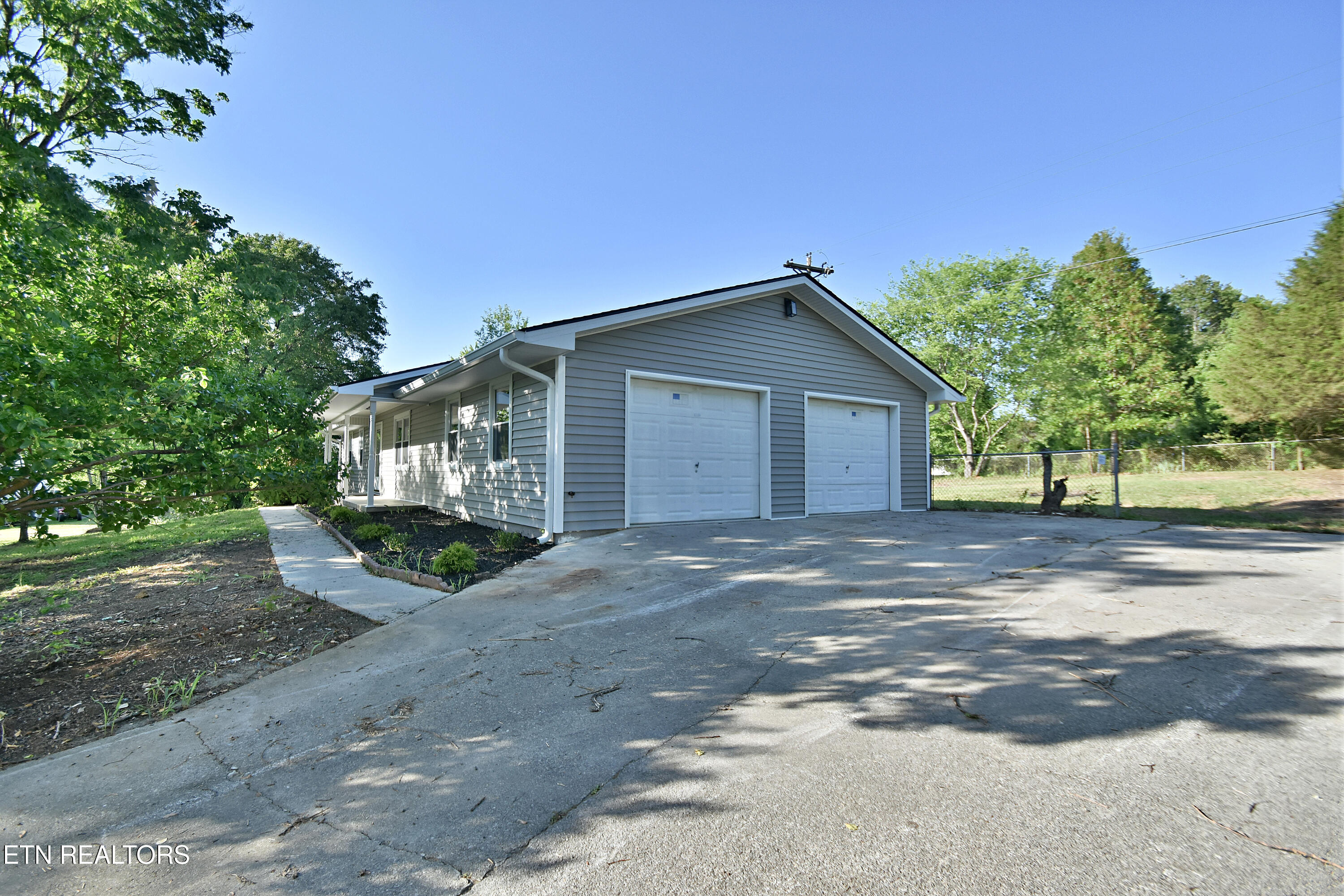 1119 Rudd Road Greenback TN 37742