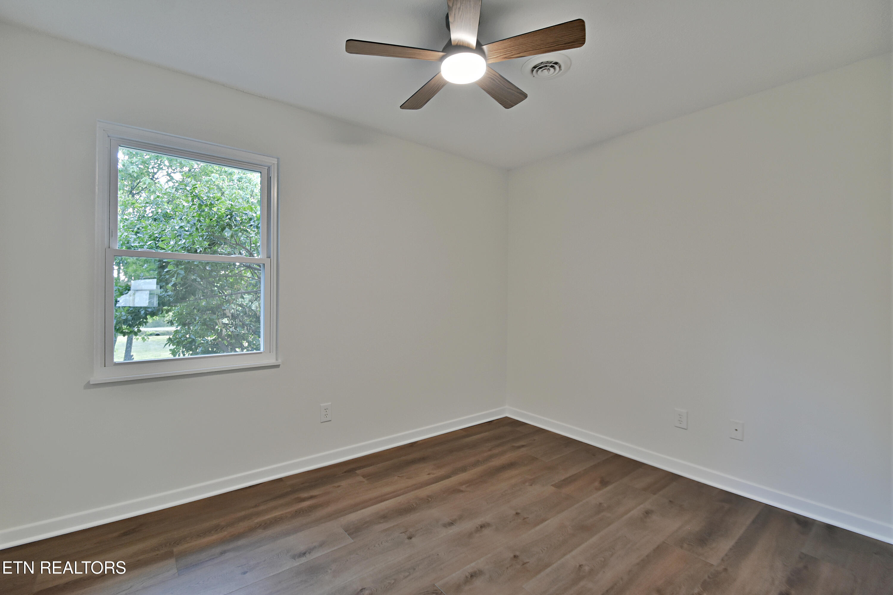 1119 Rudd Road Greenback TN 37742