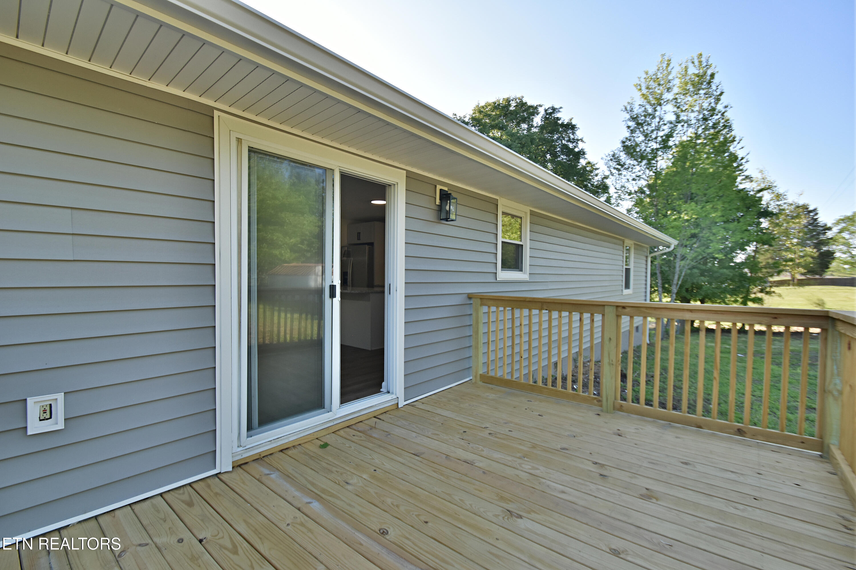 1119 Rudd Road Greenback TN 37742