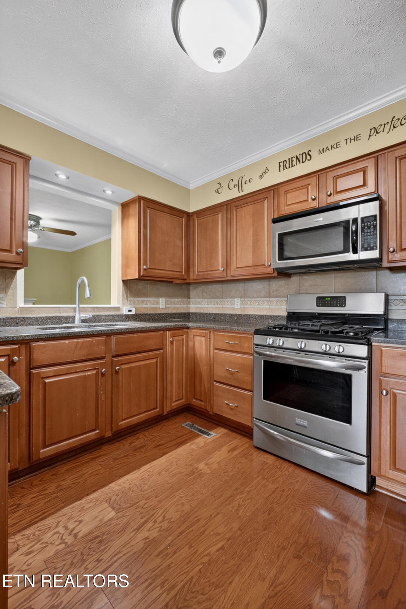 225 West Gate Drive Baxter TN 38544